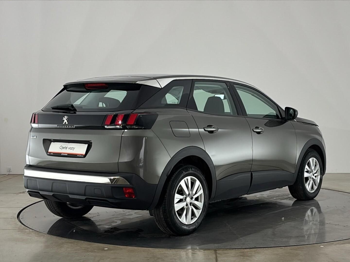 Peugeot 3008, 1.2 PureTech / 96 kW Active - fotka 2