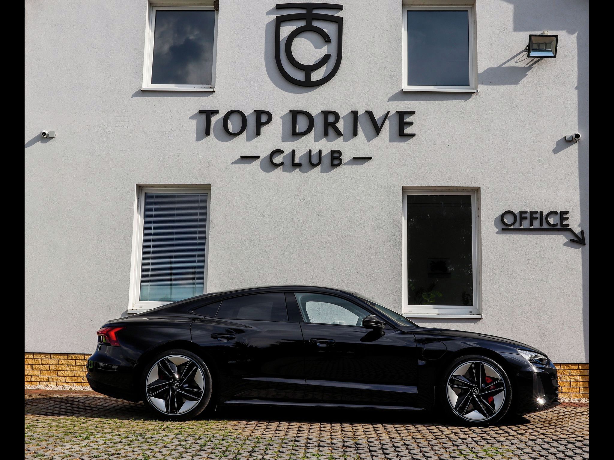Audi RS e-tron GT, Laser, B&O, natáčení kol, masá - fotka 3