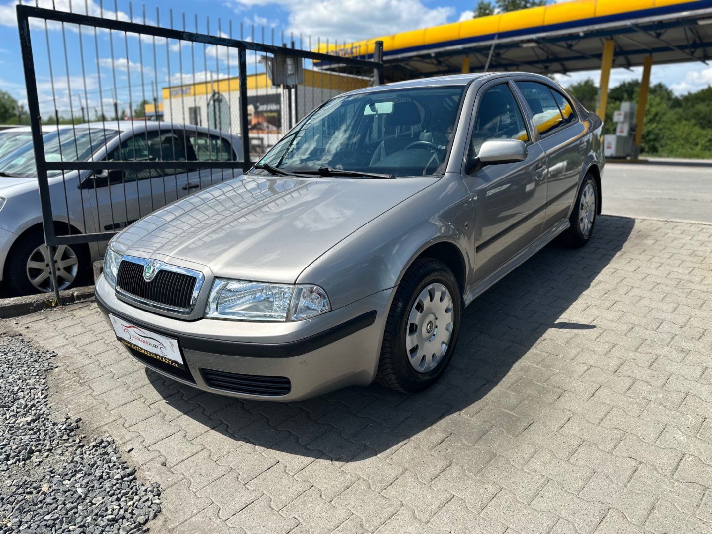Škoda Octavia, 1.4MPi  GARANCE KM - fotka 3