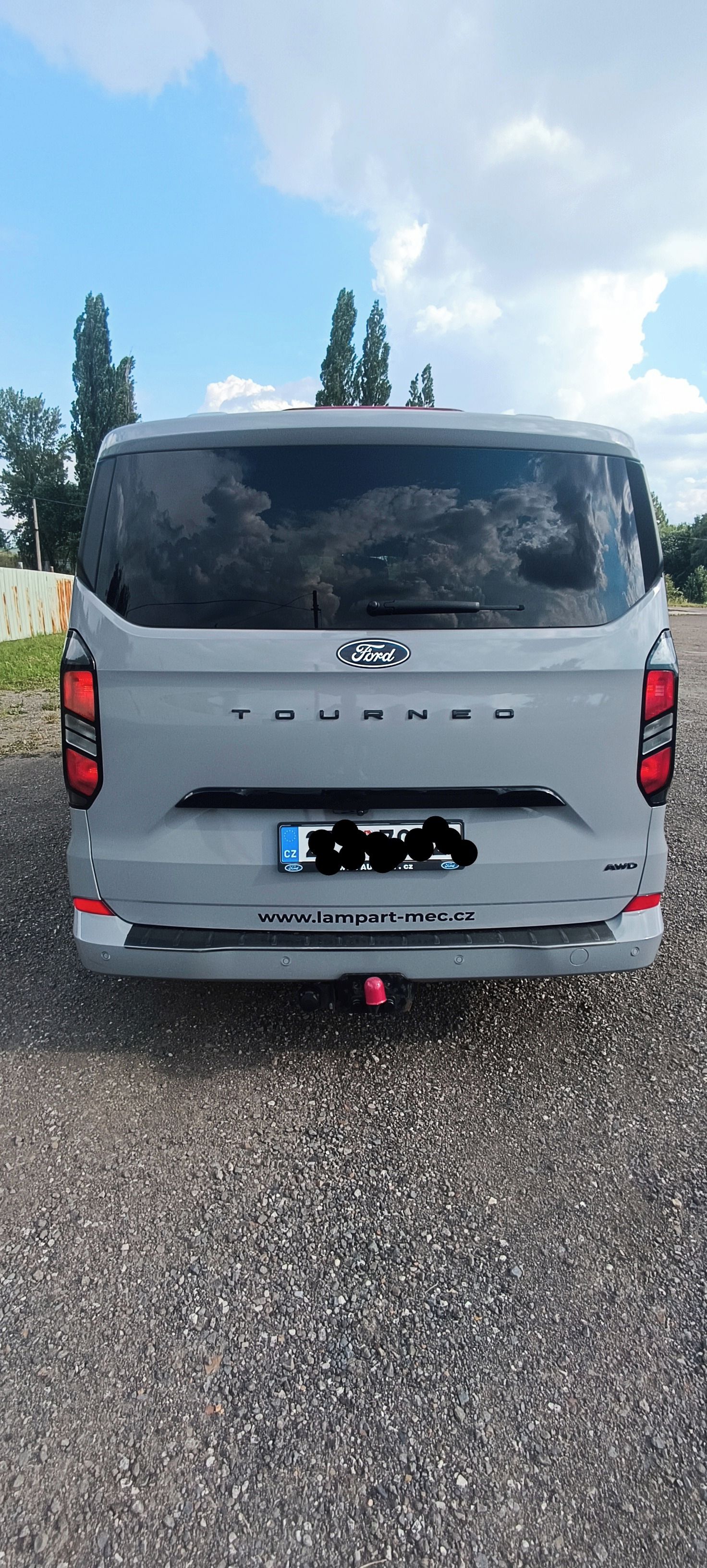 Ford Tourneo Custom, Ford Tourneo Custom 125 kW - fotka 4