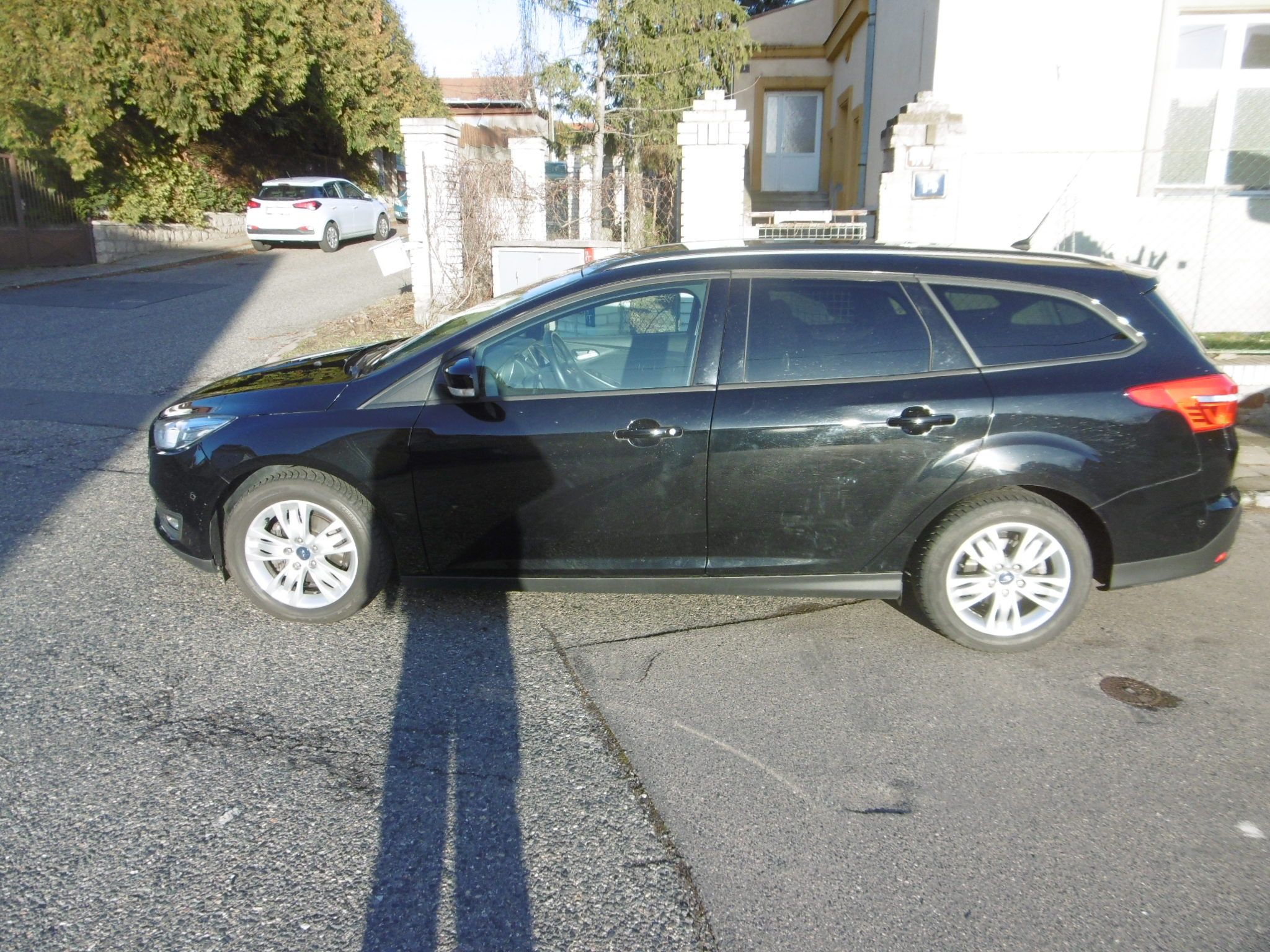 Ford Focus, 1.0 EB Trend kombi - fotka 5