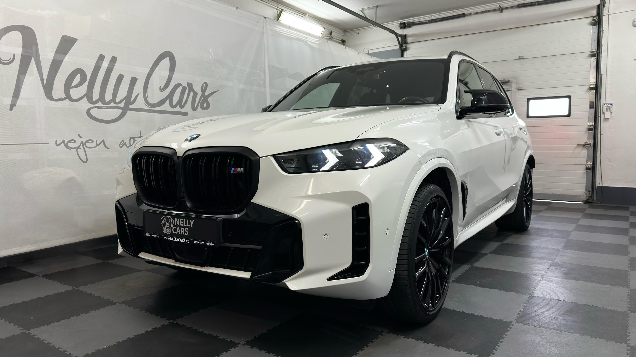 BMW X5, M60i / ZÁRUKA / TOP STAV - fotka 3