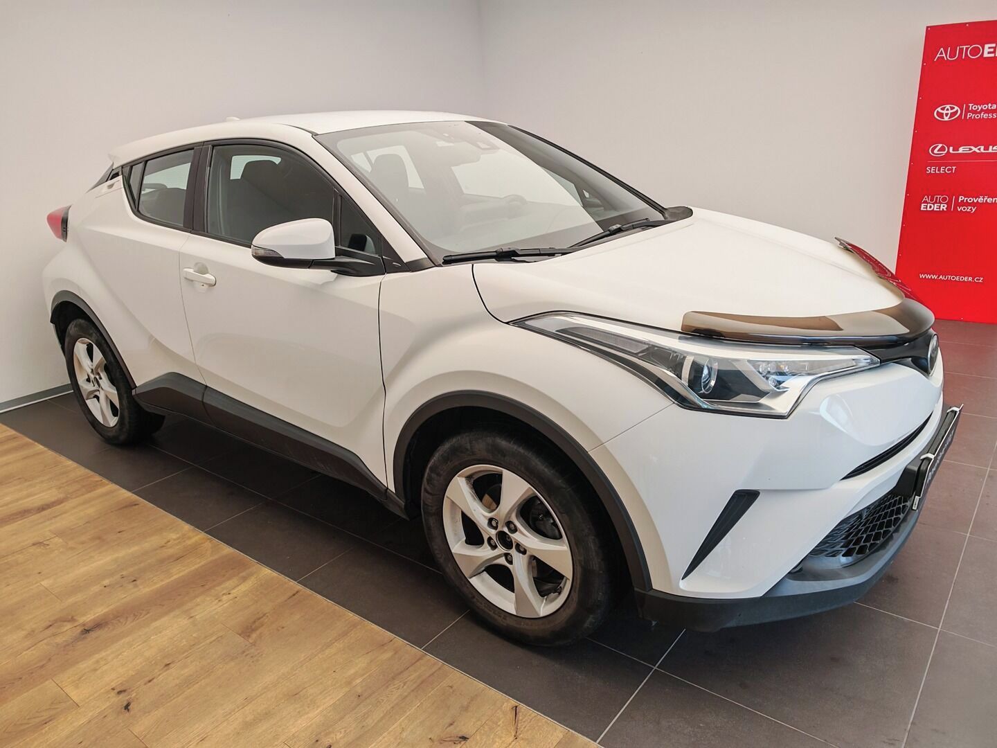 Toyota C-HR, 1.2 Turbo 85kW Active - fotka 3