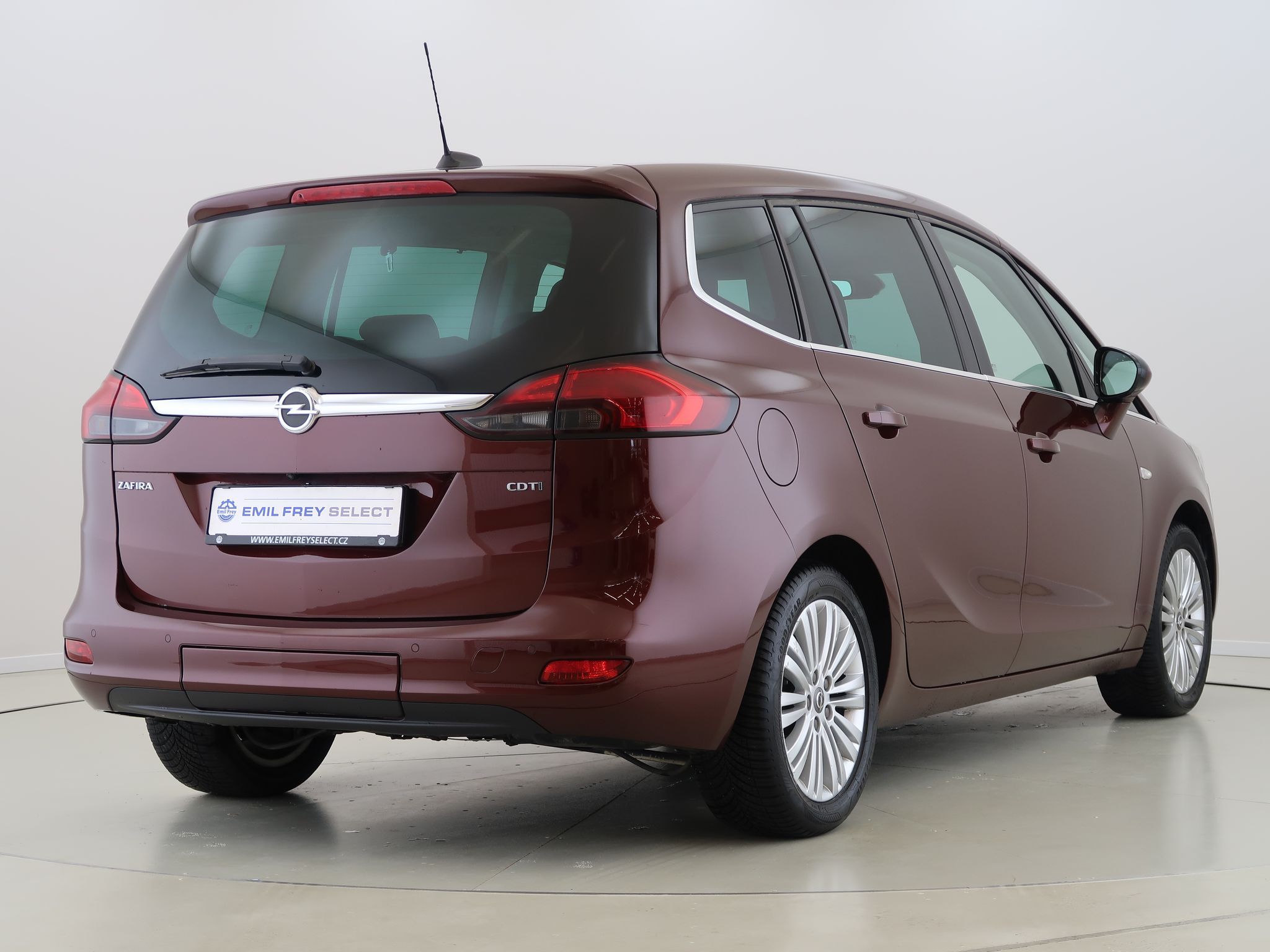Opel Zafira, 1.6CDTI,88kW,7Míst,Tažné - fotka 5