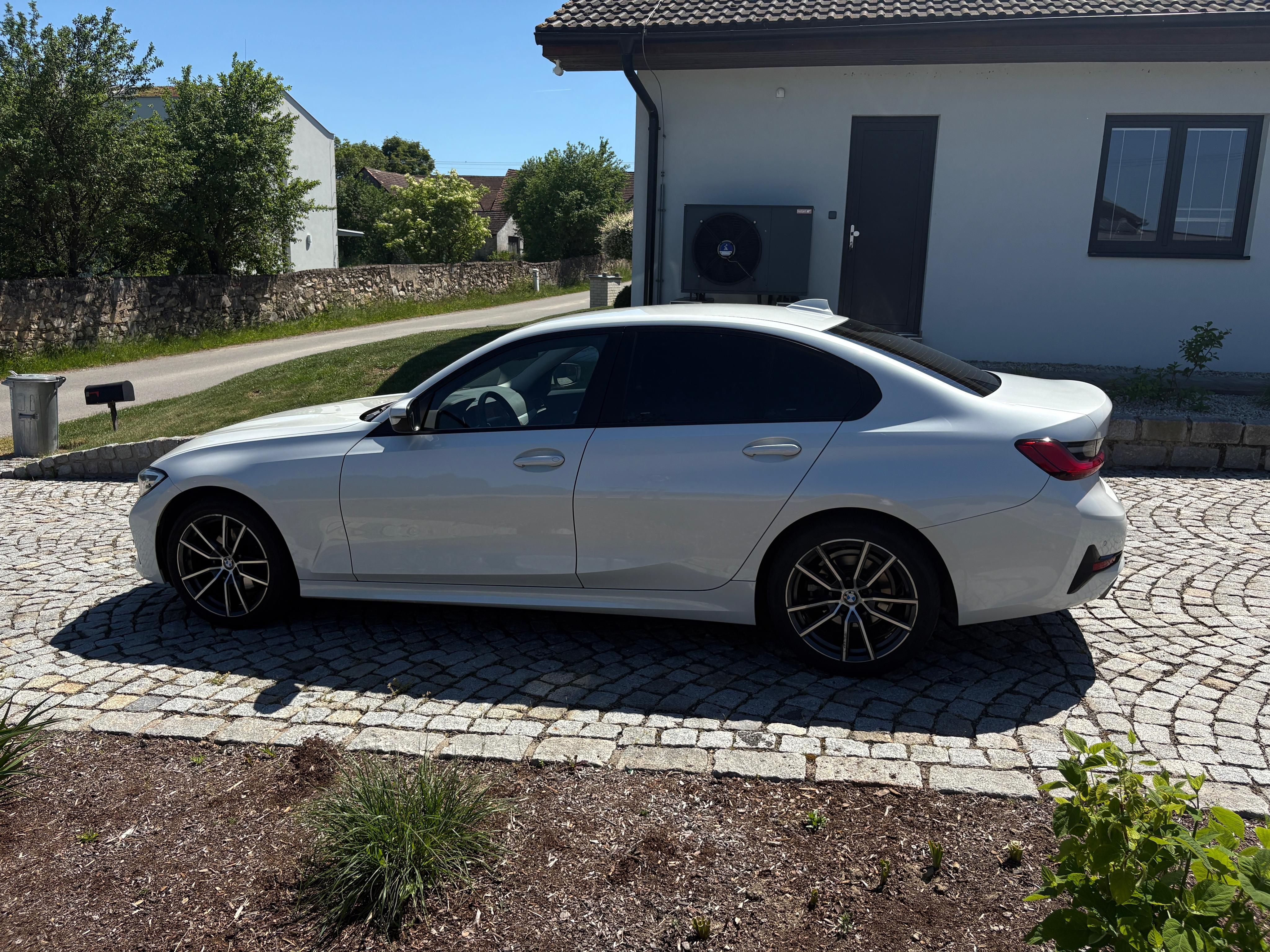BMW Řada 3, BMW Řada 3, 320i ,ČR, 135 kw, - fotka 4
