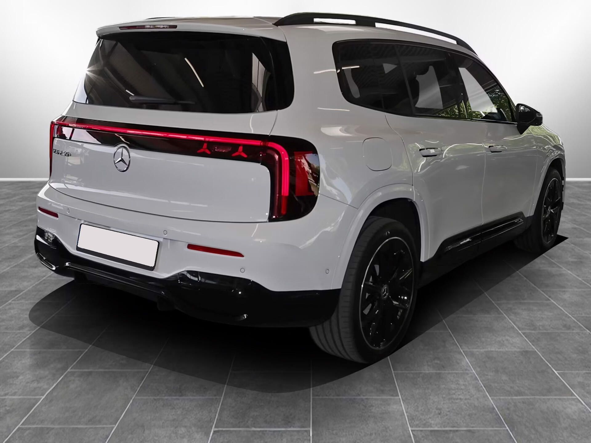Mercedes-Benz GLB, 250+ AMG Superscreen HuD Pano - fotka 2