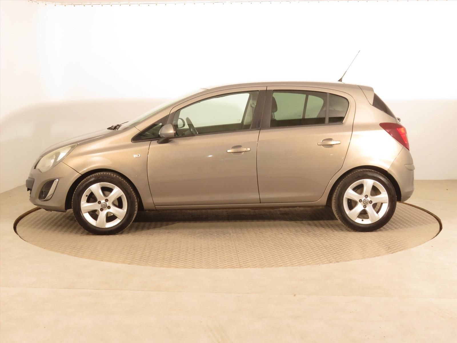 Opel Corsa, 1.2, Automat - fotka 3