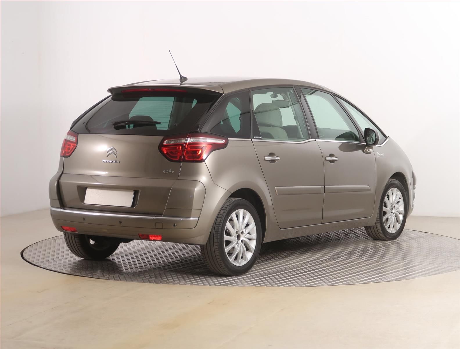 Citroën C4 Picasso, 2.0 HDI - fotka 5