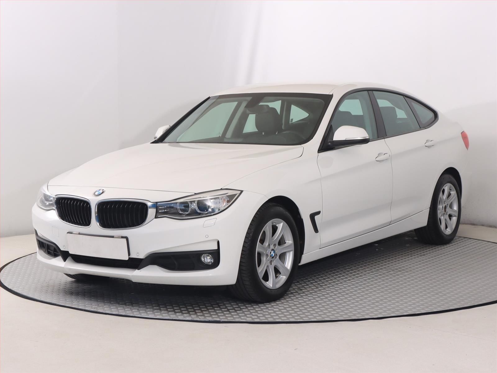 BMW Řada 3, 320d GT, Automat, Serv.kniha - fotka 2