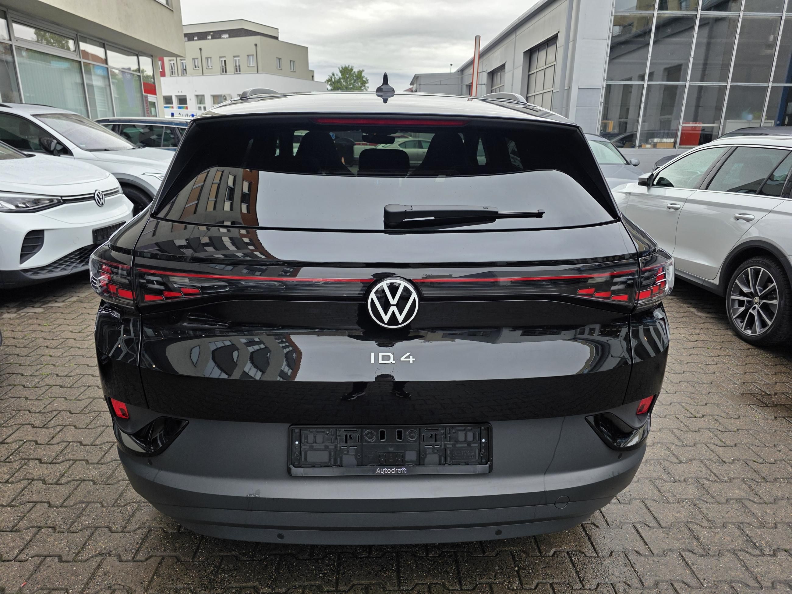 Volkswagen ID.4, Pro 210kW / Tažné / ALU 21'' - fotka 6