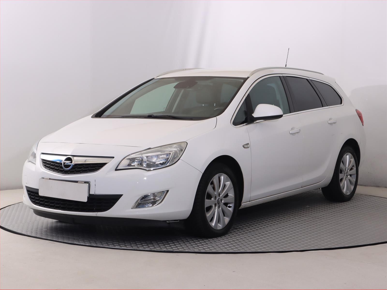 Opel Astra, 1.6 16V, Automat, Serv.kniha - fotka 2