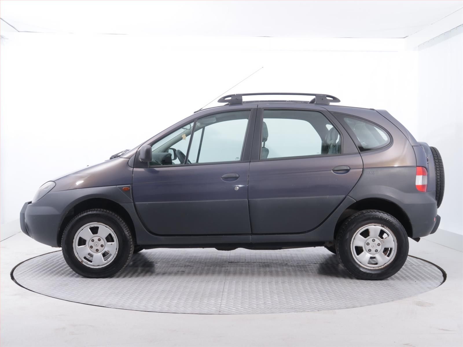 Renault Scénic, 2.0 16V, 4X4, po STK, Tažné - fotka 3