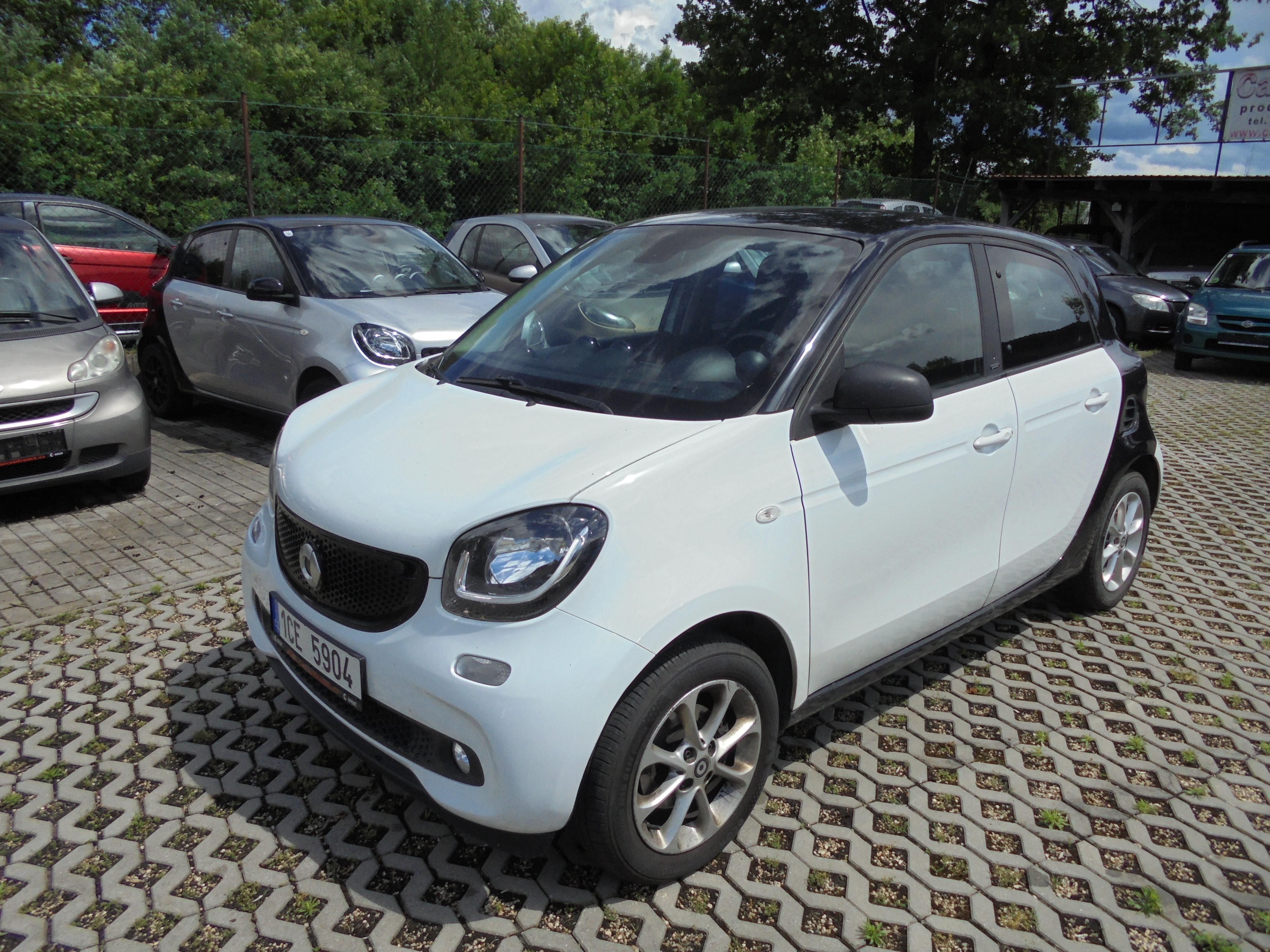 Smart Forfour, 1,0i klimatizace automat - fotka 2