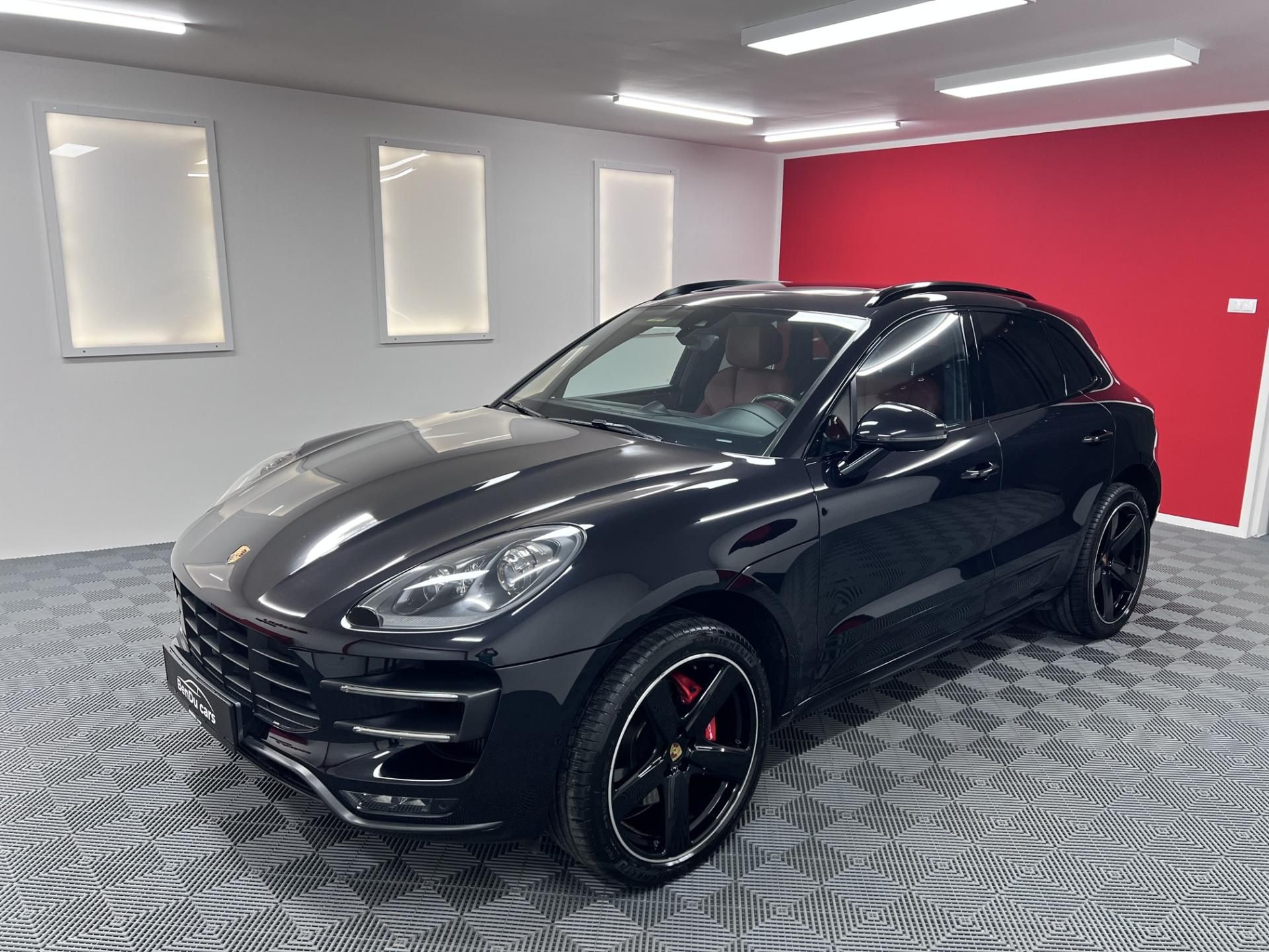Porsche Macan, Turbo 3,6 294 kW původ ČR - fotka 2