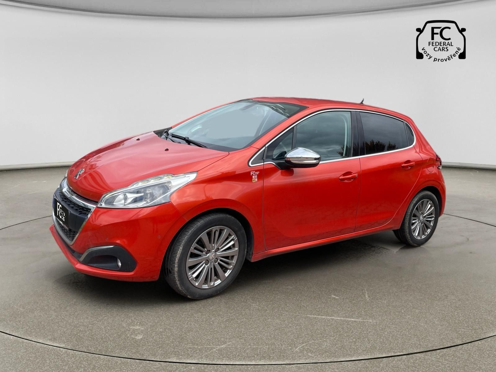 Peugeot 208, ALLURE 1.2 PureTech 110k S&S M - fotka 2