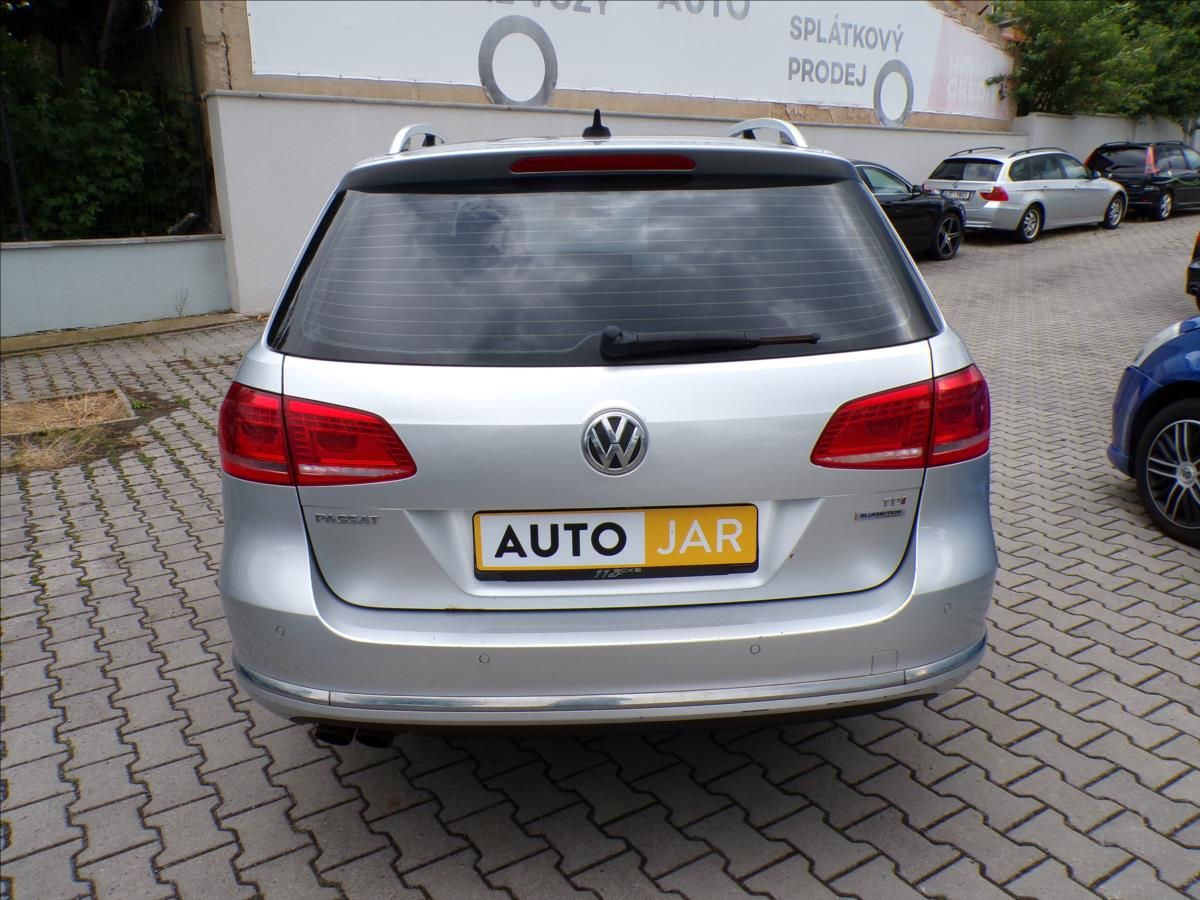 Volkswagen Passat, 2,0 TDI  AUTOMAT - fotka 5