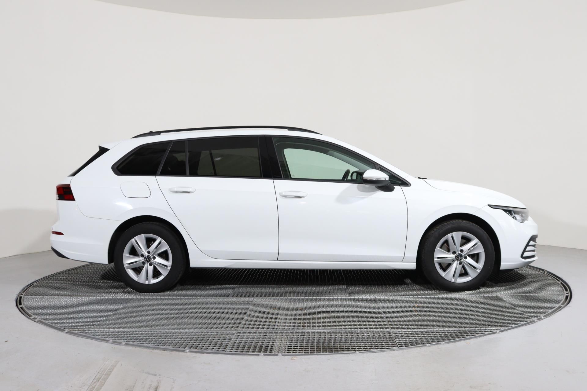 Volkswagen Golf Variant, LIFE 2,0 TDI /TAŽNÉ Z.,LED SVĚ - fotka 3