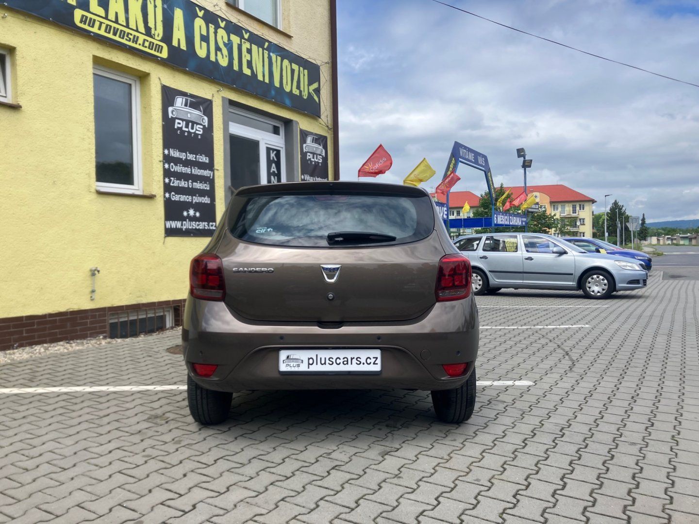 Dacia Sandero, 1,0i (54kW)*NÍZKÝ NÁJEZD KM* - fotka 4
