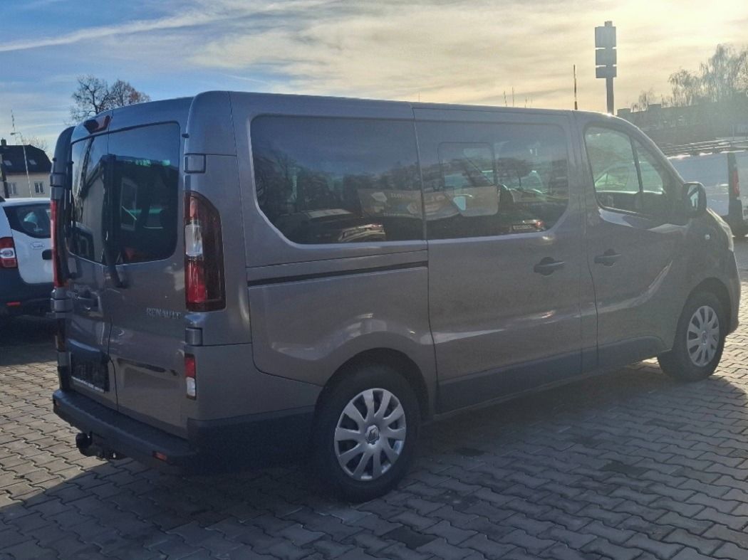 Renault Trafic, 2,0 dCi 145 EDC Passenger BUS - fotka 4