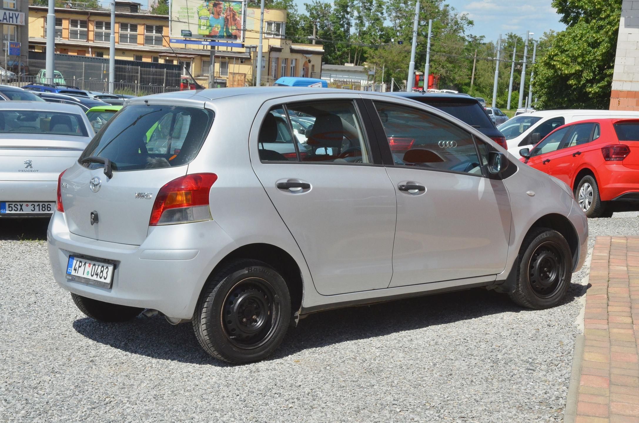 Toyota Yaris, 1.0 VVT-i 51kW / ČR - fotka 6