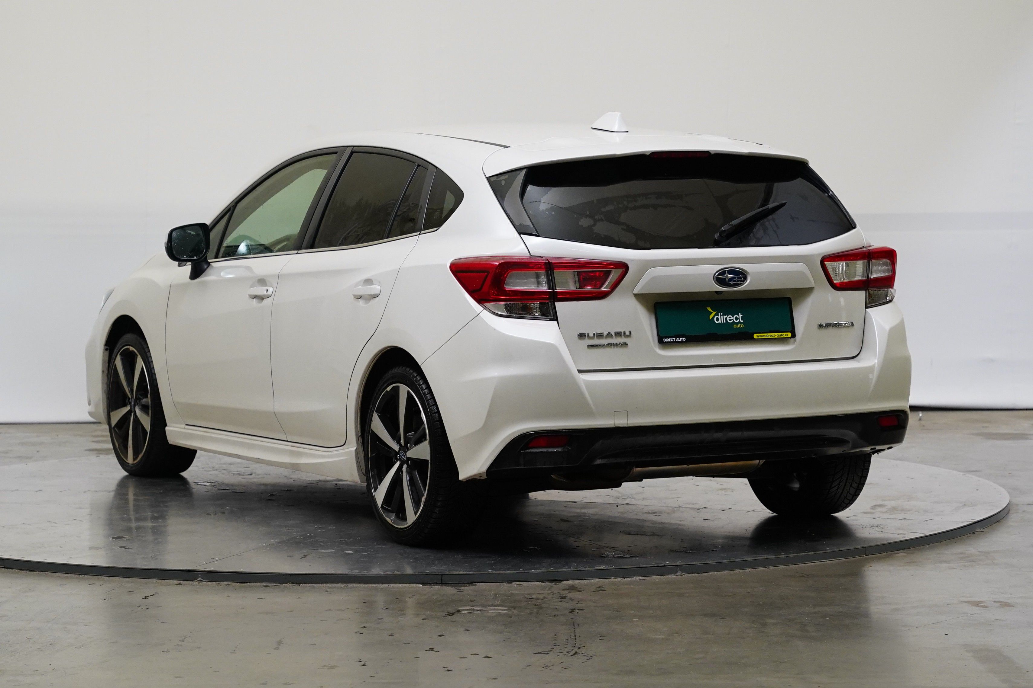 Subaru Impreza, 1.6 i 84 kW AWD Automatik - fotka 4