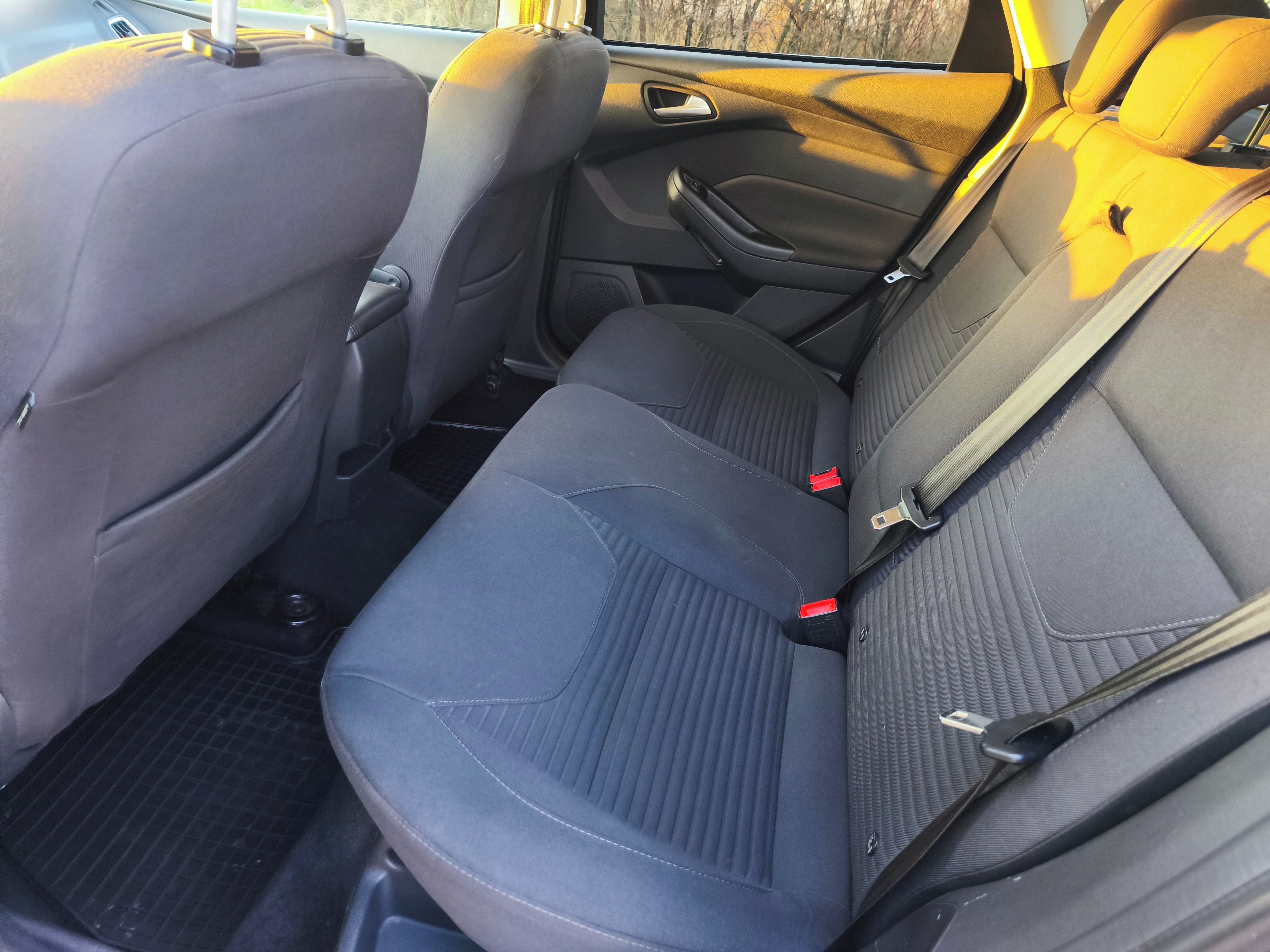 Ford Focus, 2.0 - fotka 6