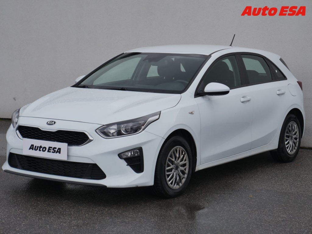 Kia Cee´d, 1.6 CRDi,AC,tempo - fotka 3