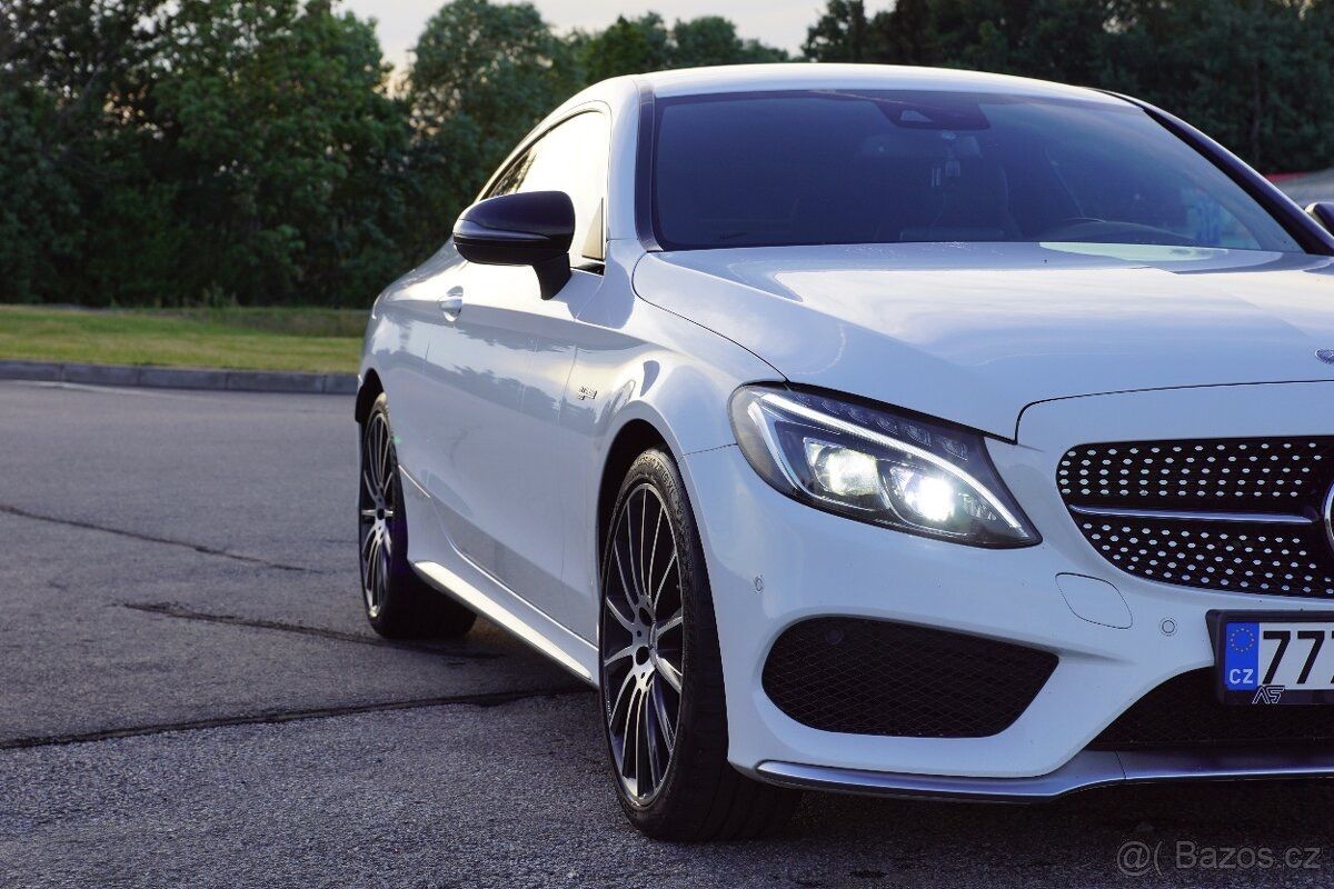 Mercedes-Benz Třídy C, C43 AMG Coupé - fotka 4