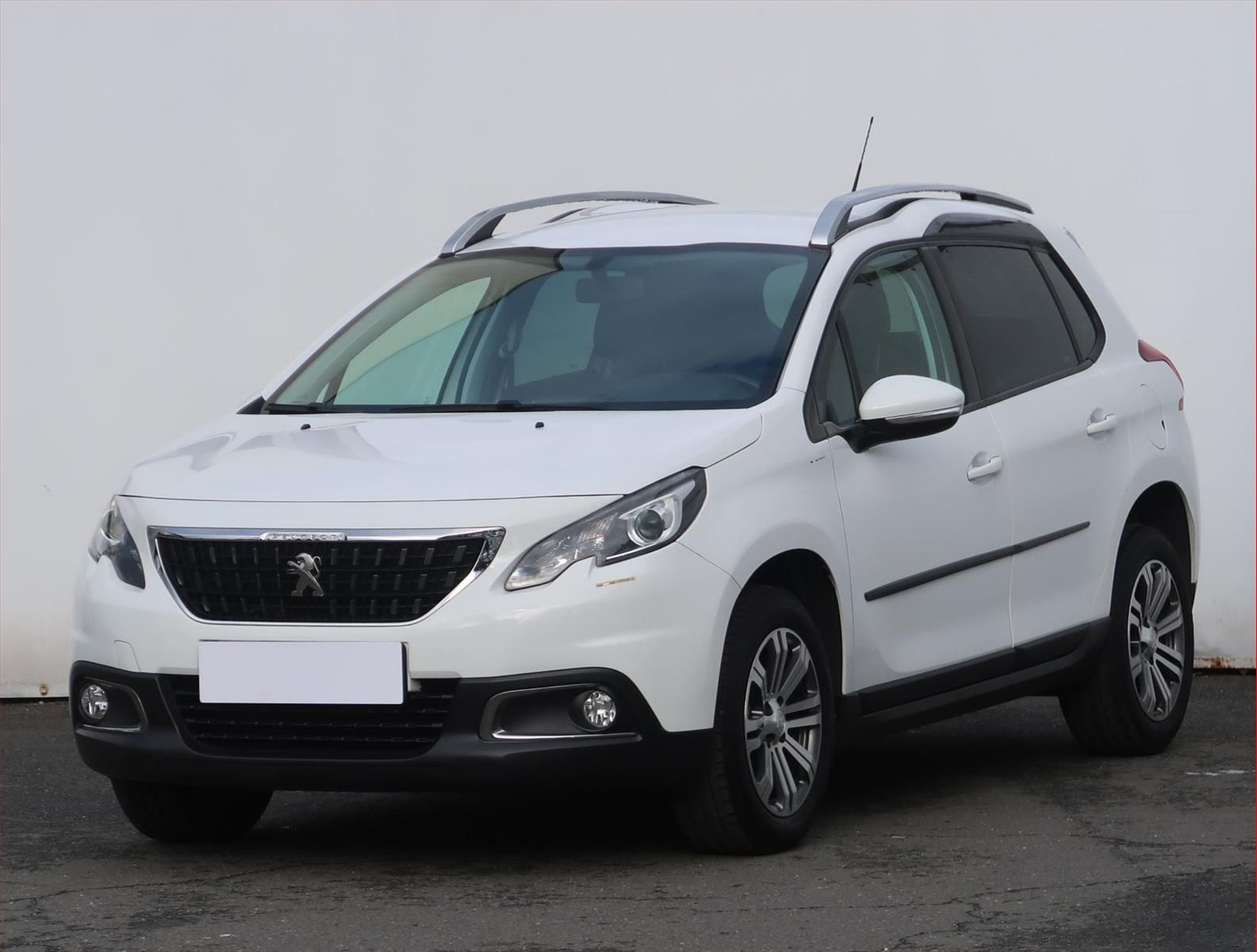 Peugeot 2008, 1.2 PureTech, ČR,1.maj - fotka 2