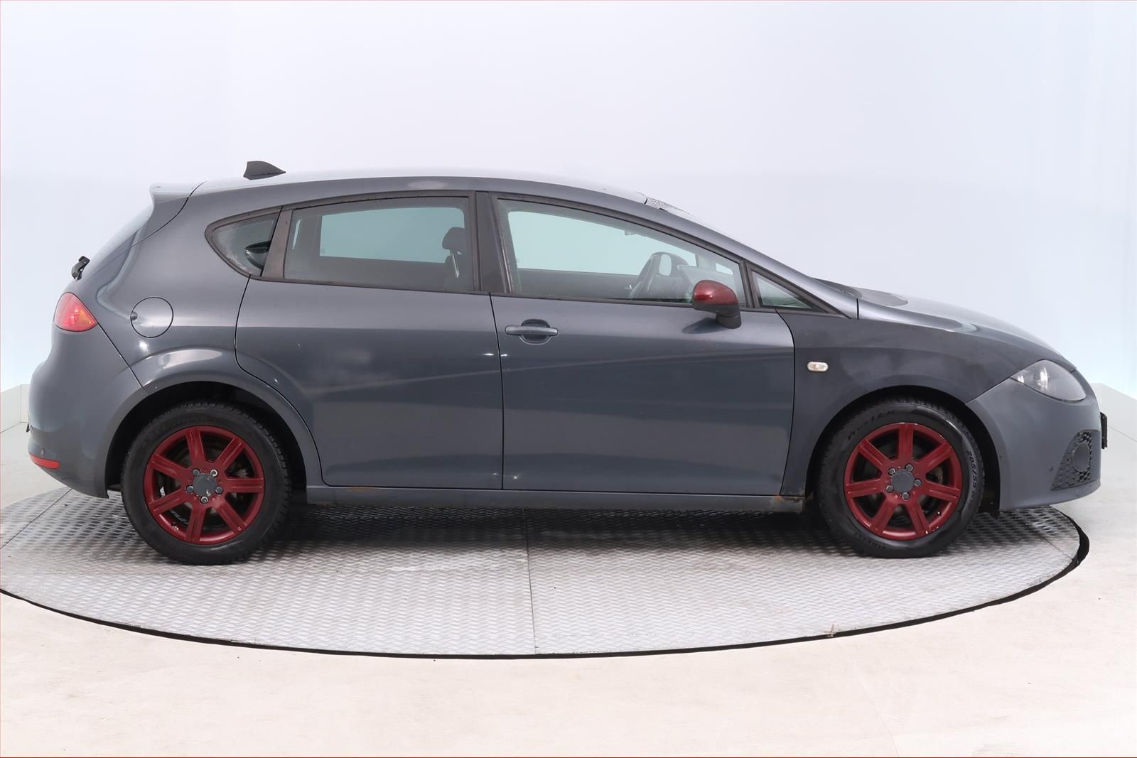 Seat Leon, 1.9 TDI, Comfort, Klima - fotka 6