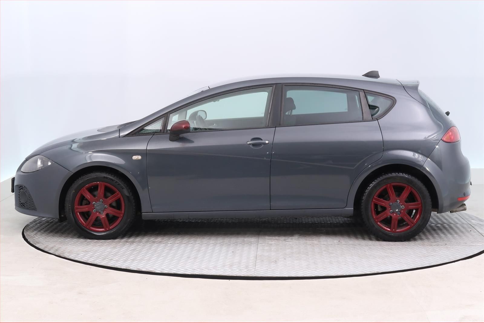 Seat Leon, 1.9 TDI, Comfort, Klima - fotka 3