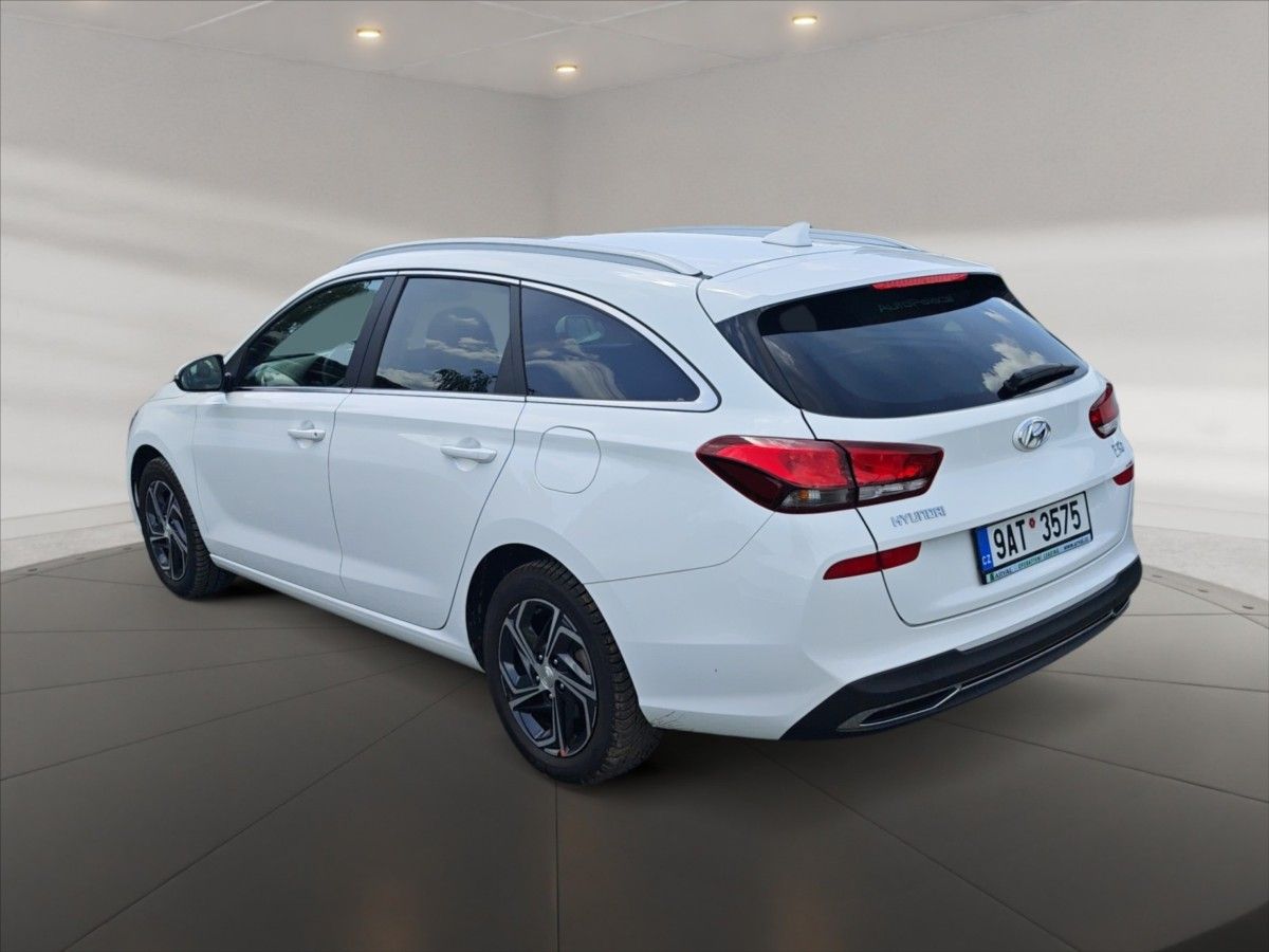 Hyundai i30, 1,0 TGDI 120 Smart - fotka 5