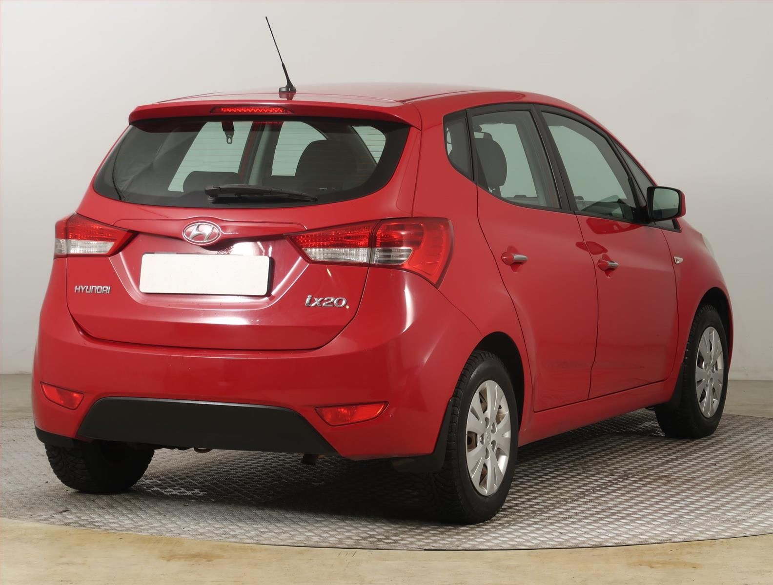 Hyundai ix20, 1.4 CVVT, Serv.kniha - fotka 5
