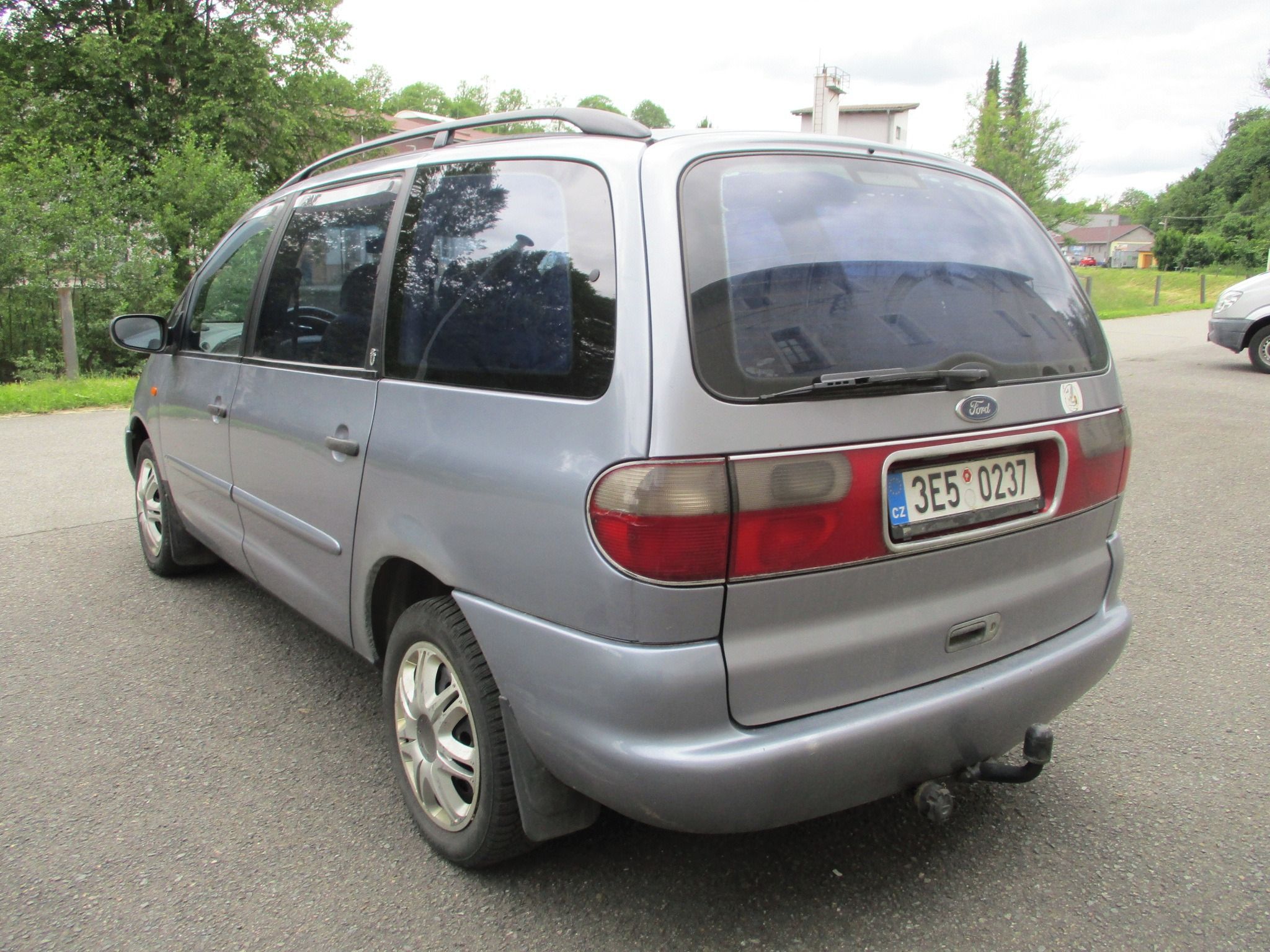 Ford Galaxy, 1.9 TDi, 7 míst - nové STK - fotka 3