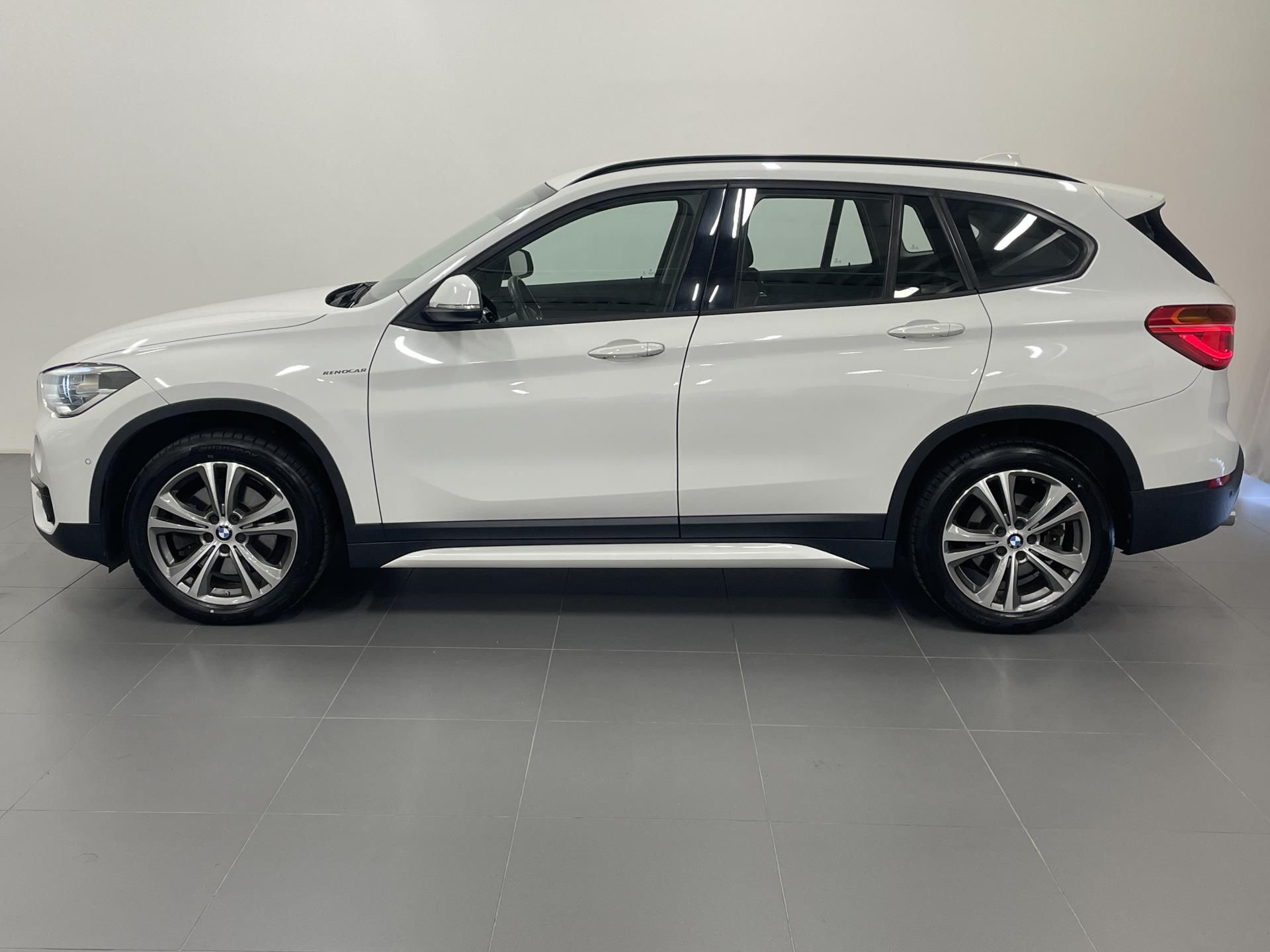 BMW X1, X1 xDrive20d - fotka 3