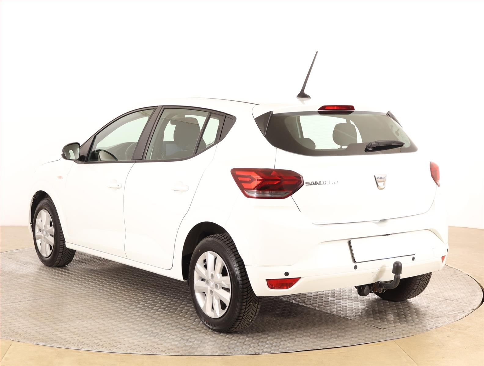 Dacia Sandero, 1.0 TCe, Comfort, Automat - fotka 4