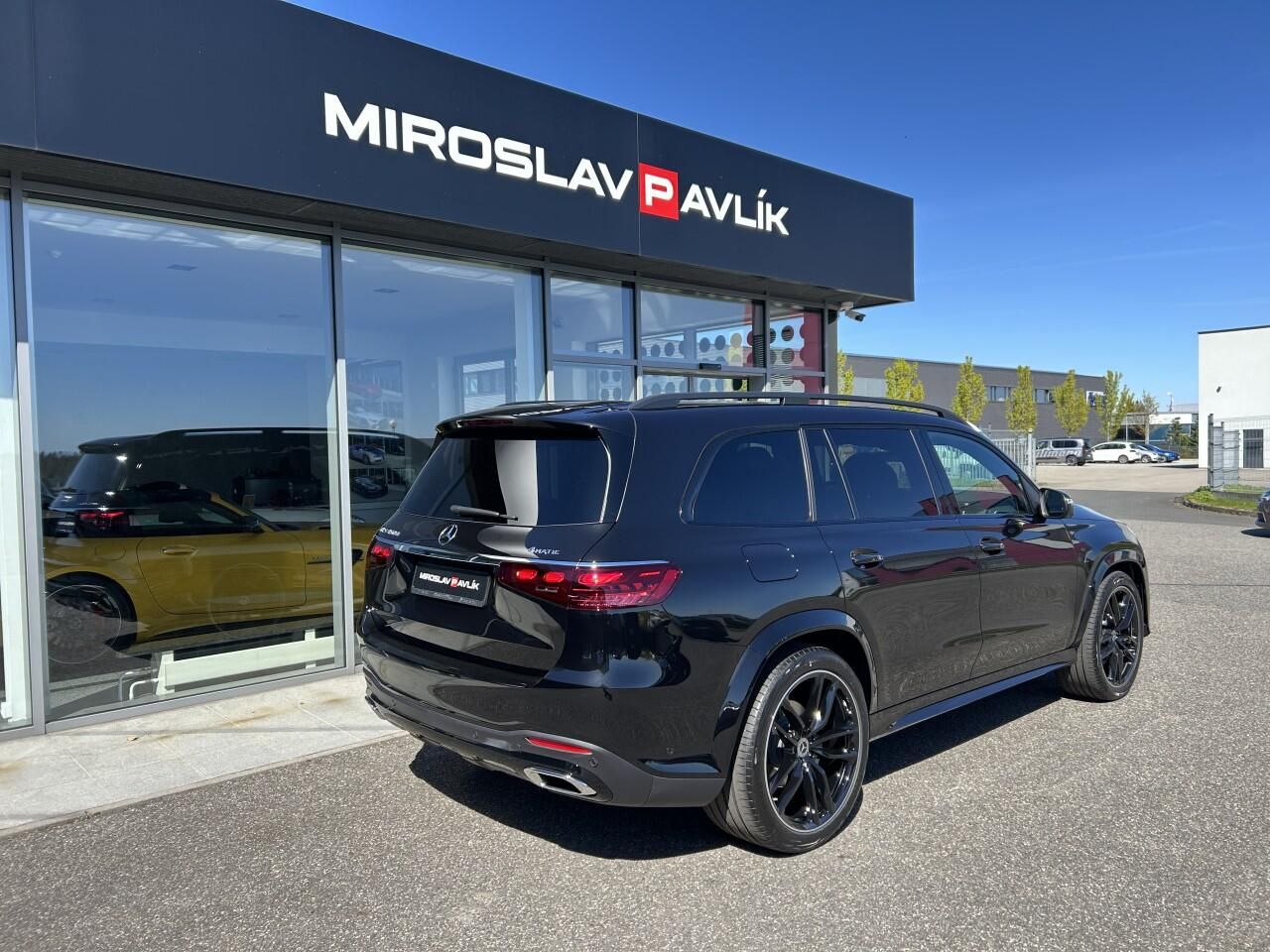 Mercedes-Benz GLS, 450d 4MATIC AMG NIGHT AIR ZÁRU - fotka 5