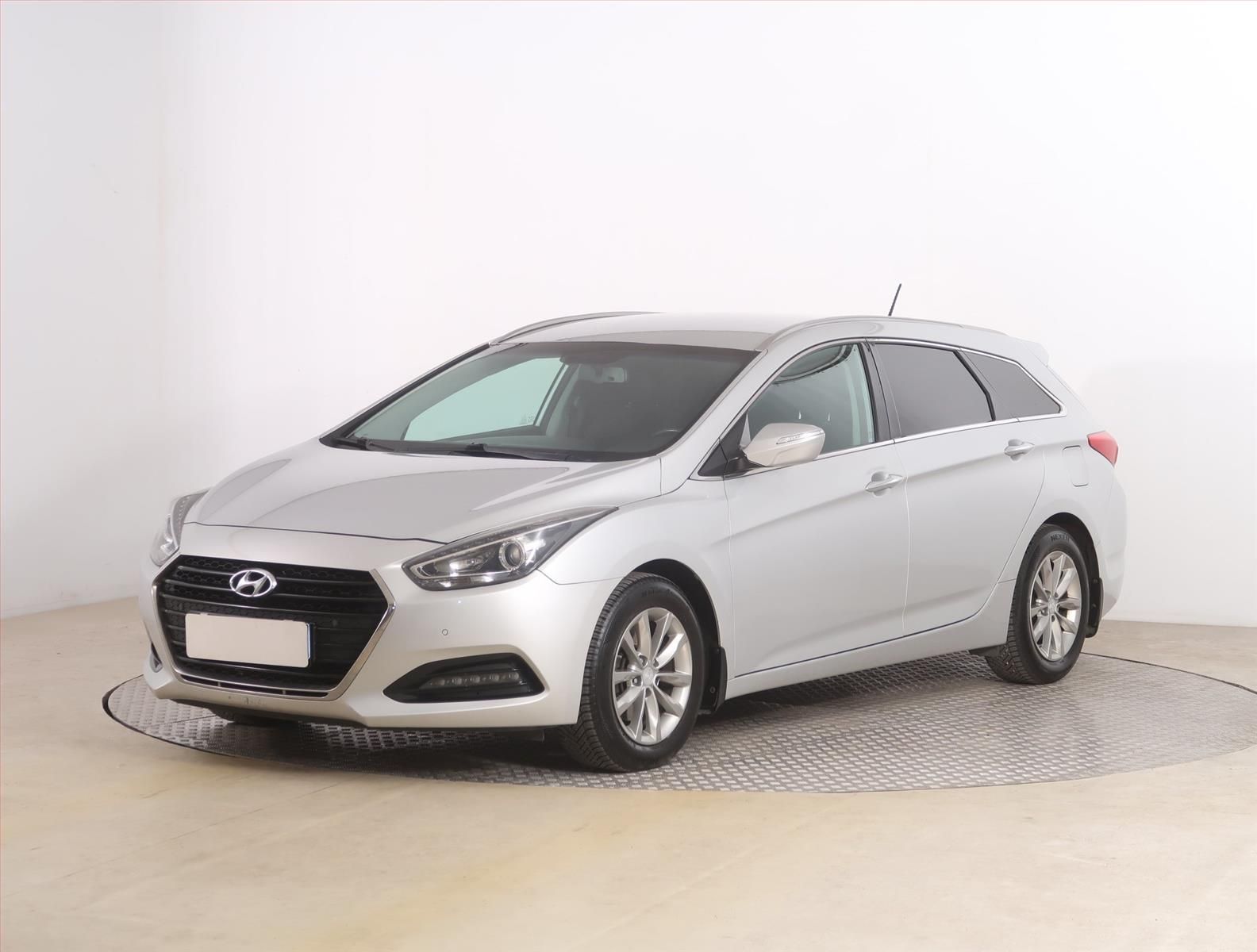 Hyundai i40, 1.7 CRDi, Serv.kniha - fotka 2