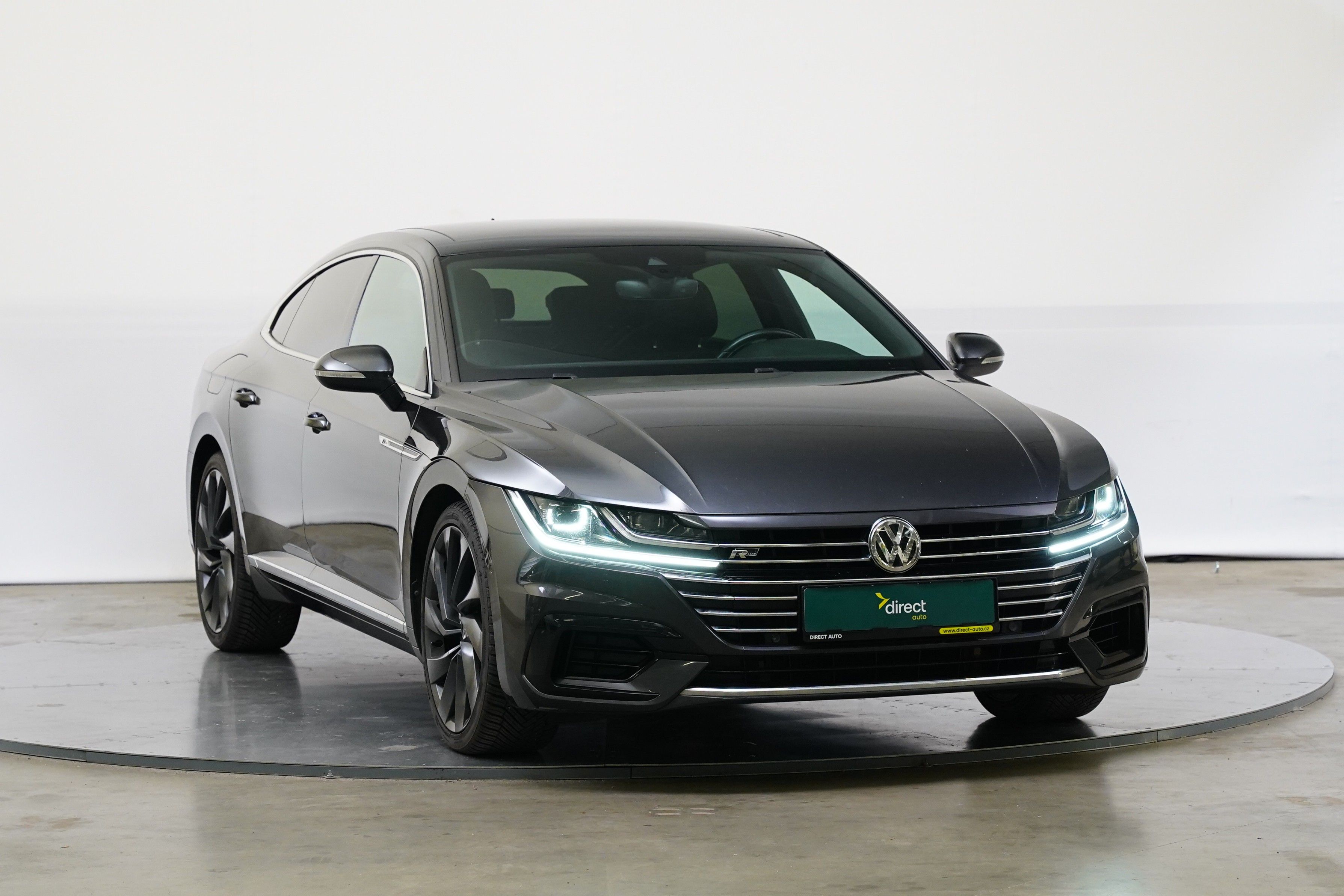Volkswagen Arteon, 2.0 TDI 176 kW 4x4 R-Line - fotka 2
