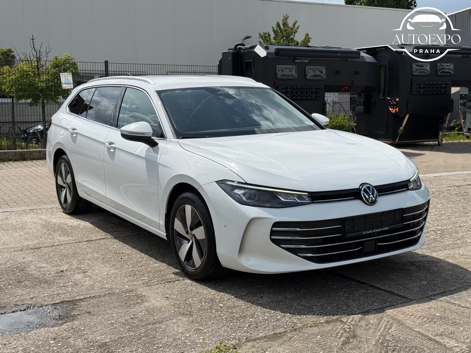 Volkswagen Passat Variant, Passat1.5 eTSI Business/Kamera - fotka 5