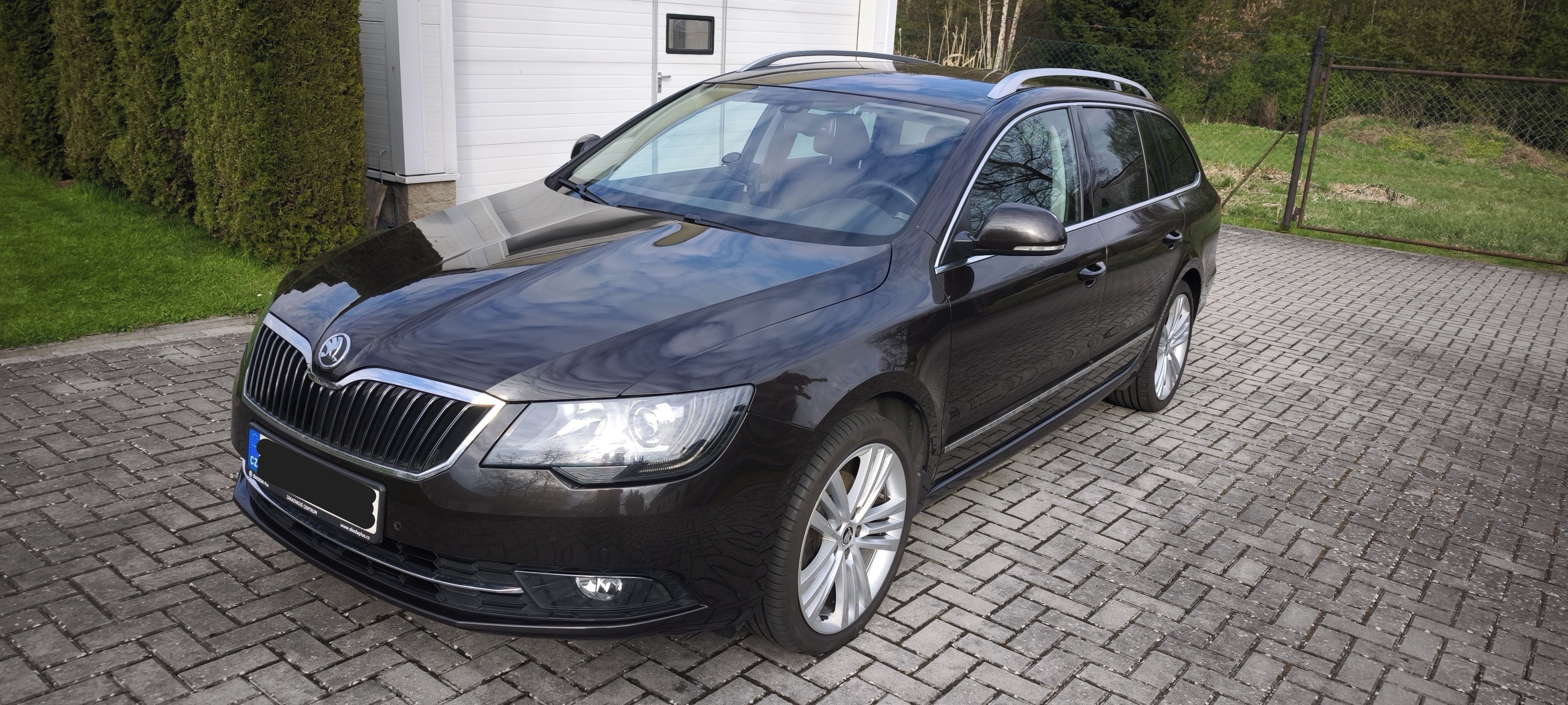Škoda Superb, 2.0 TDI - servisováno aut. ser