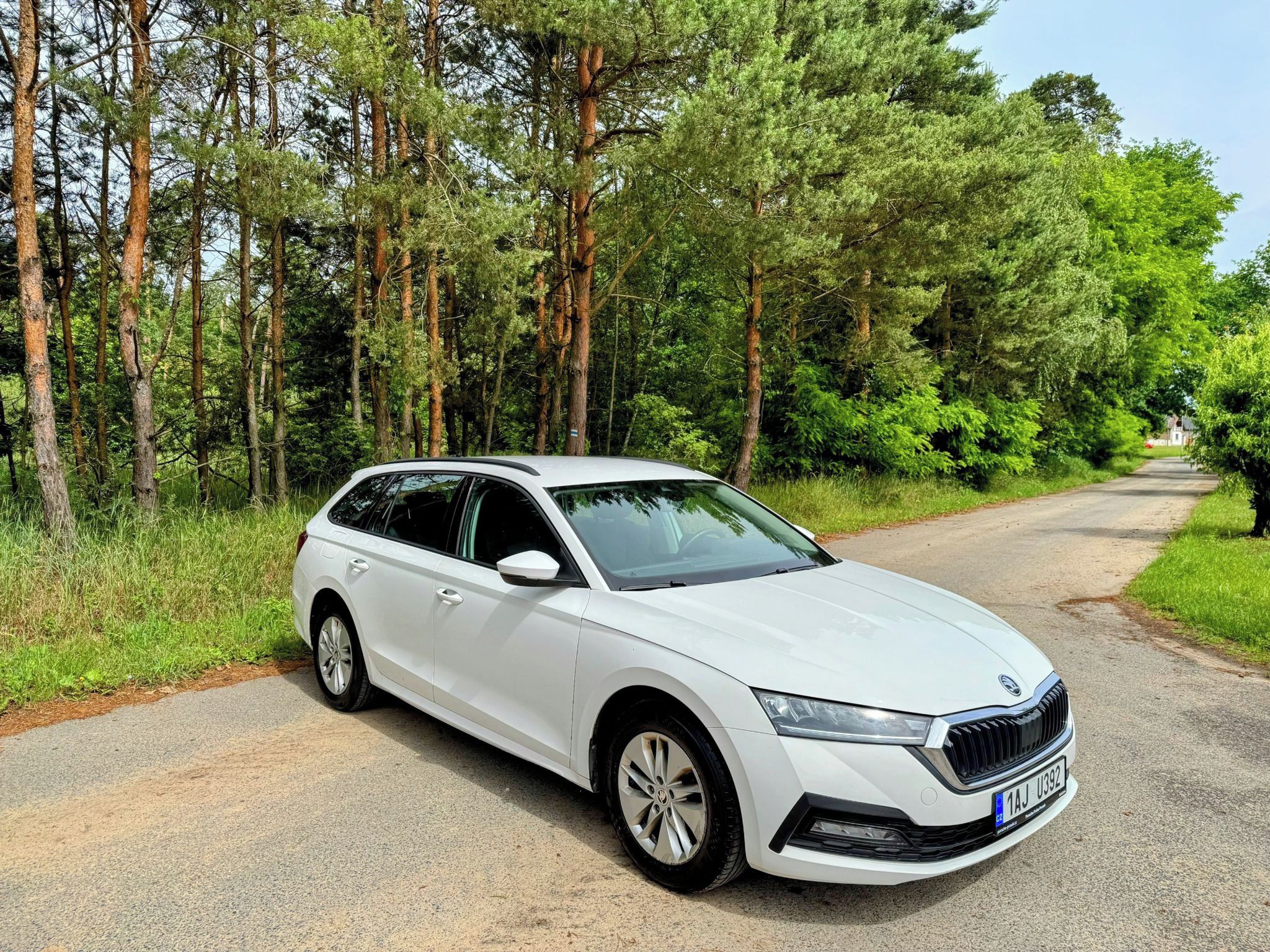 Škoda Octavia, 4 2.0 TDI 85 kW , 8/2024 1.maj - fotka 2