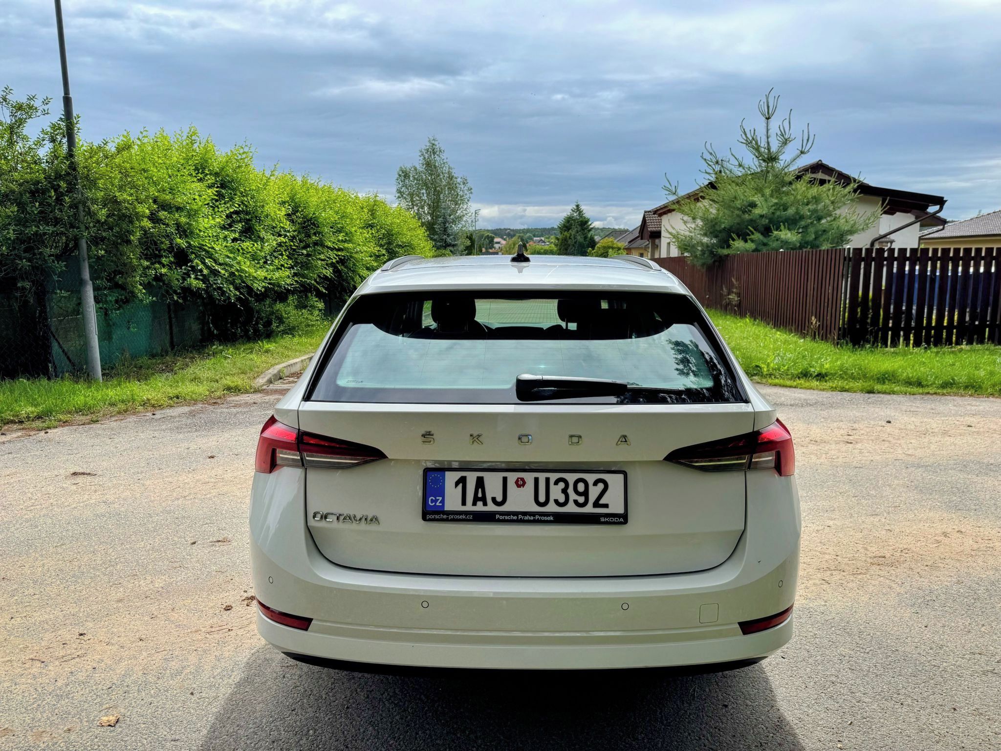Škoda Octavia, 4 2.0 TDI 85 kW , 8/2024 1.maj - fotka 6