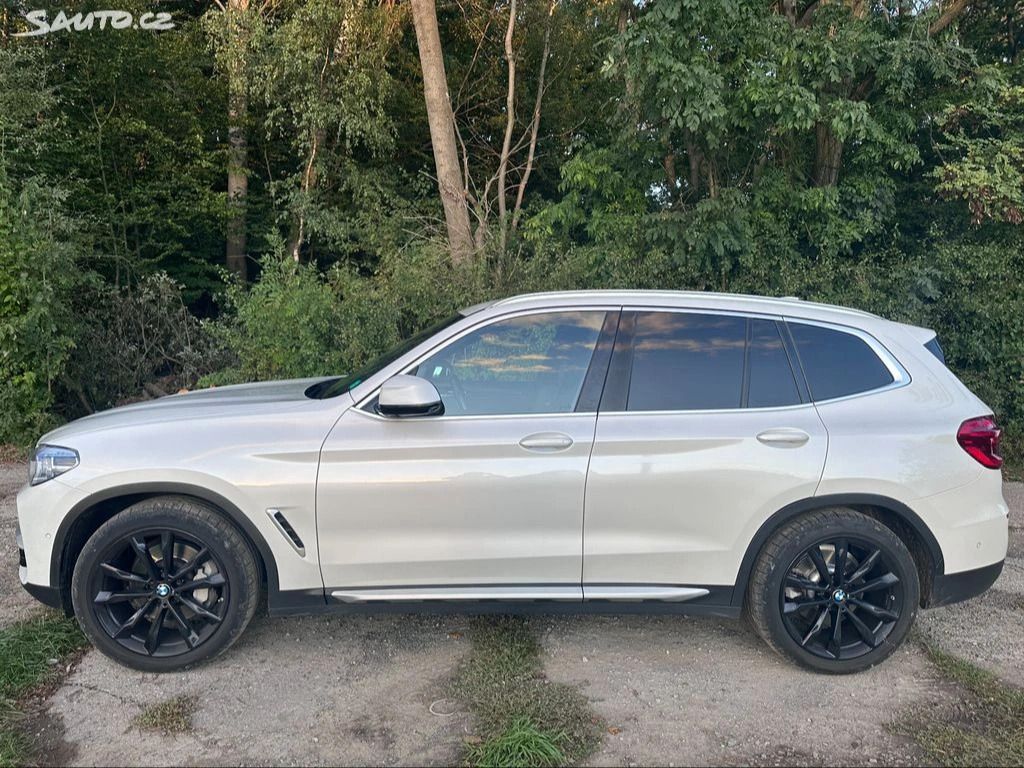 BMW X3, 30i xDrive, HeadUp, kamera - fotka 2