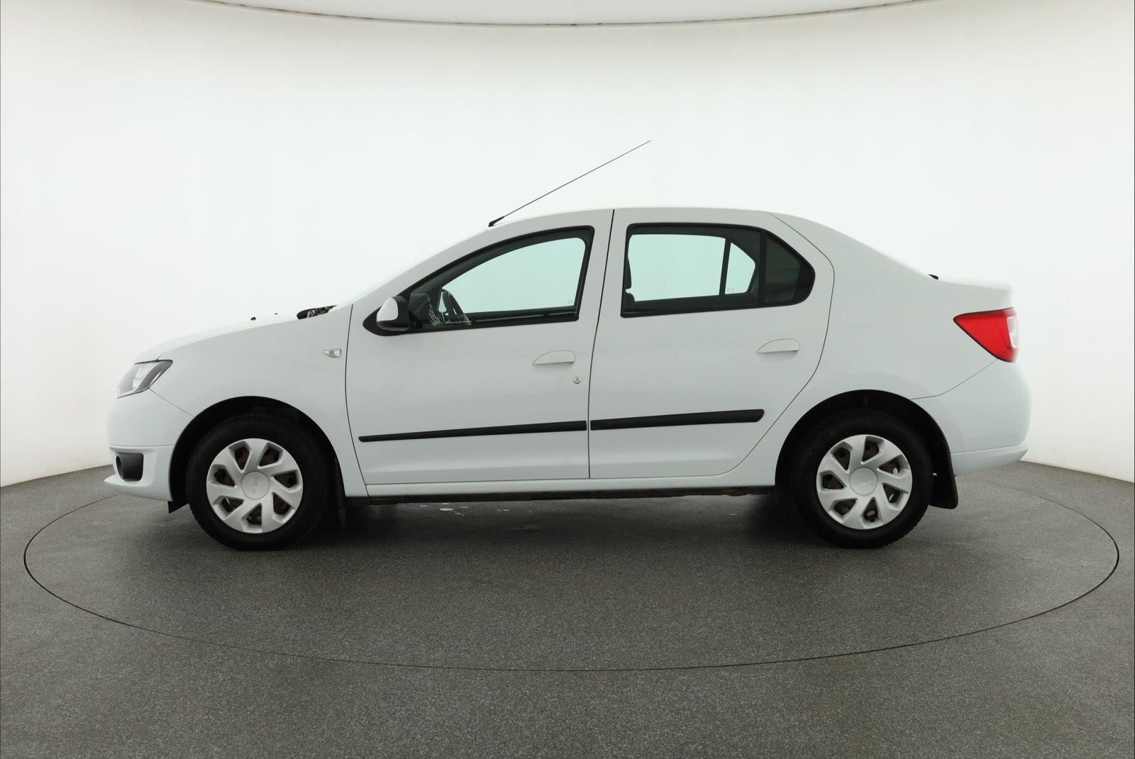 Dacia Logan, 1.2 16V, Serv.kniha, Klima - fotka 3