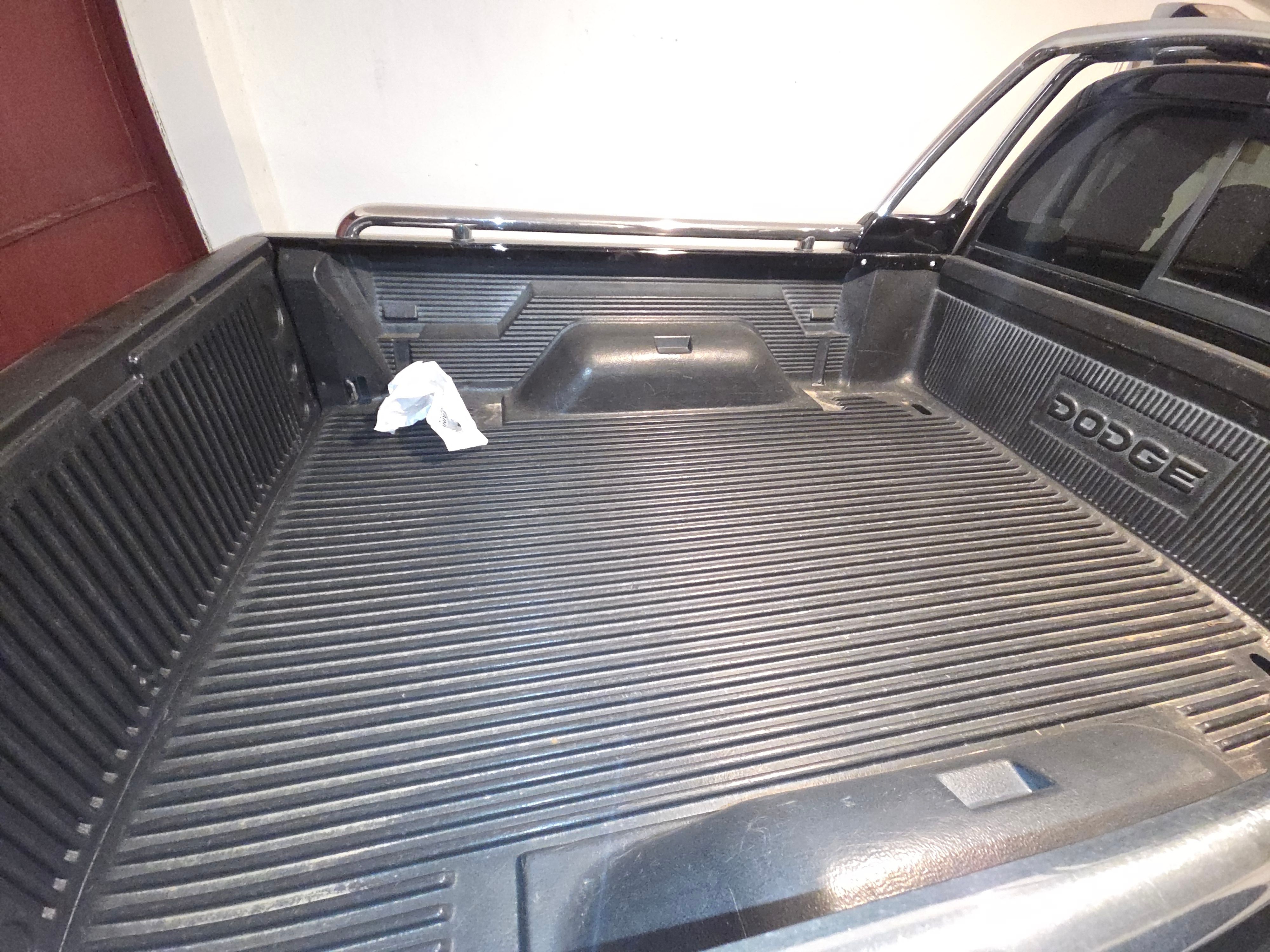 Dodge Dakota, 1999 - 4x4 - 5.2 V8 - 99994 km - fotka 5