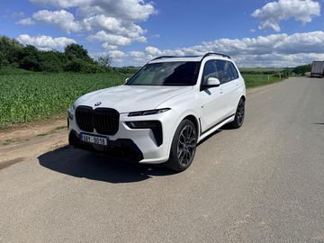 XDRIVE 40D M-paket Tažné 1maj