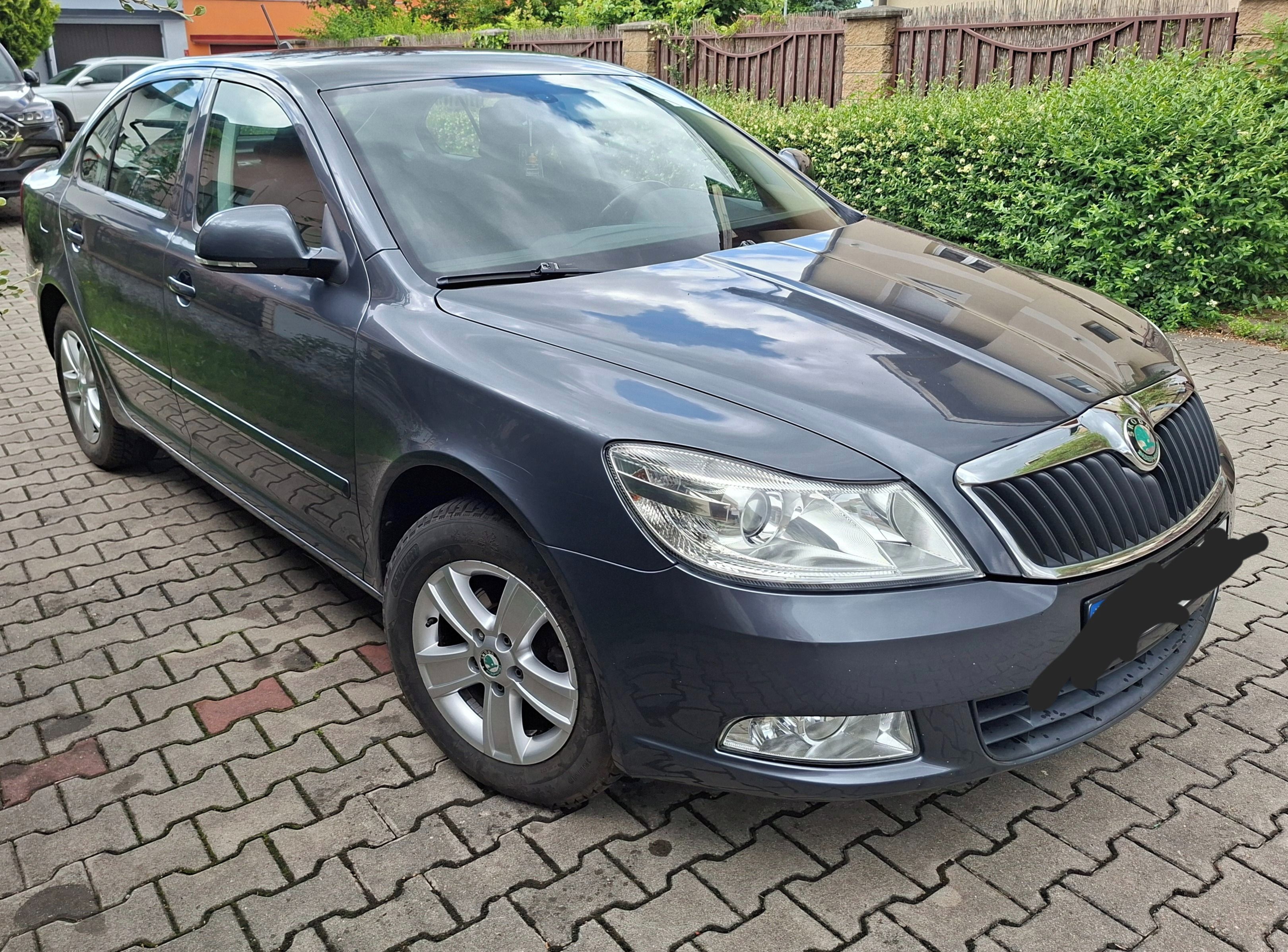 Škoda Octavia, II facelift   1,4/  90 kW - fotka 3
