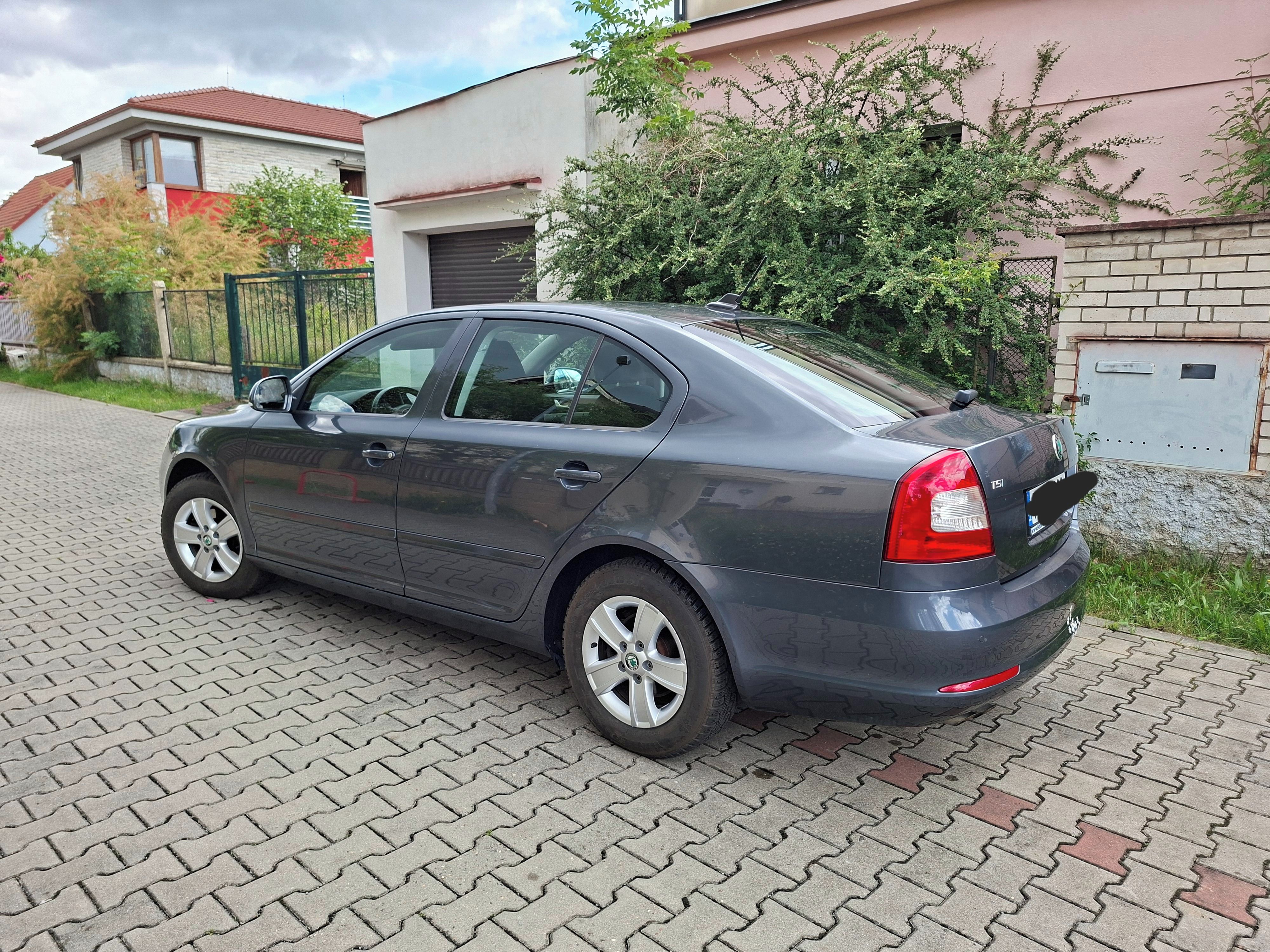 Škoda Octavia, II facelift   1,4/  90 kW - fotka 5
