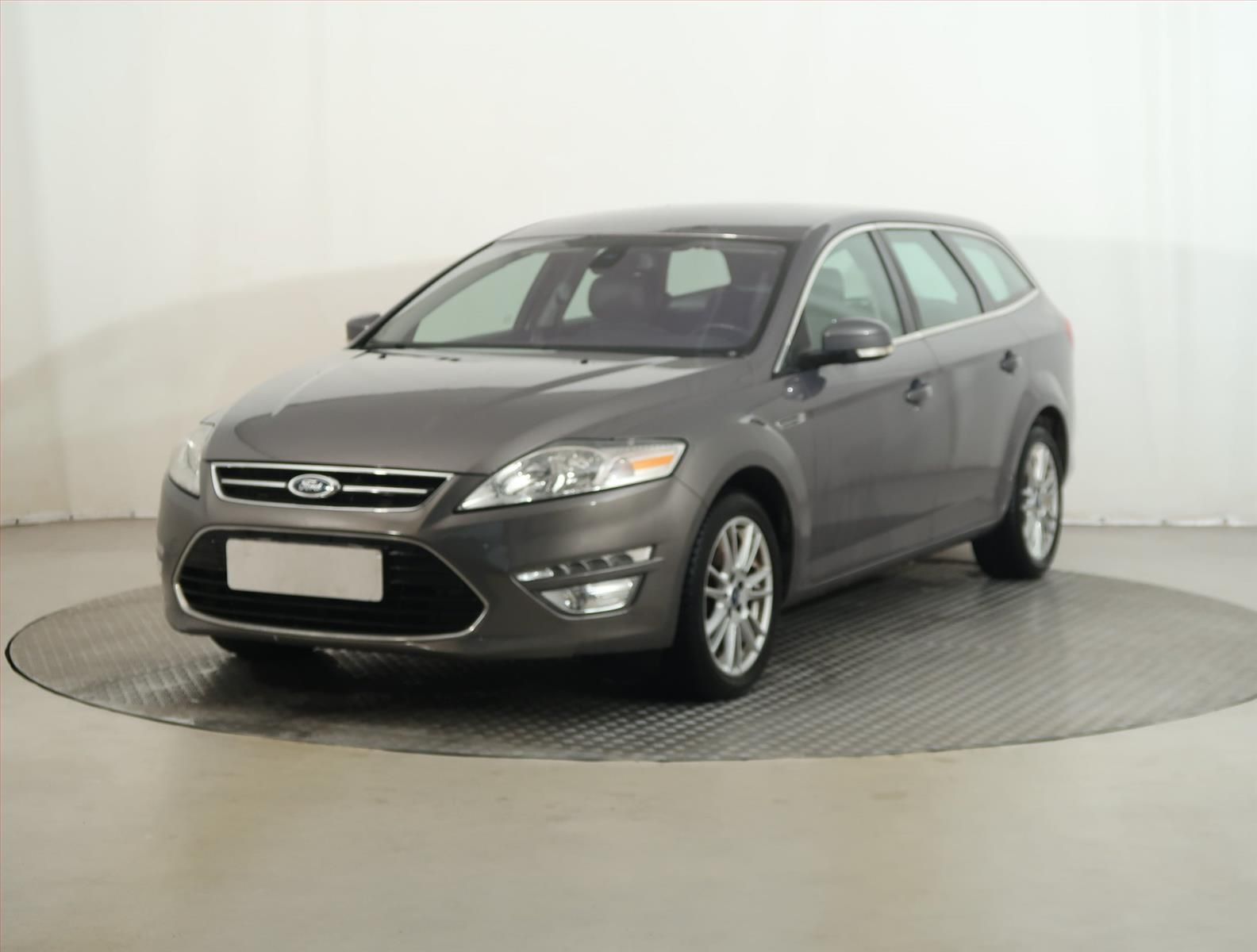 Ford Mondeo, 2.0 TDCi, Serv.kniha, Navi - fotka 2